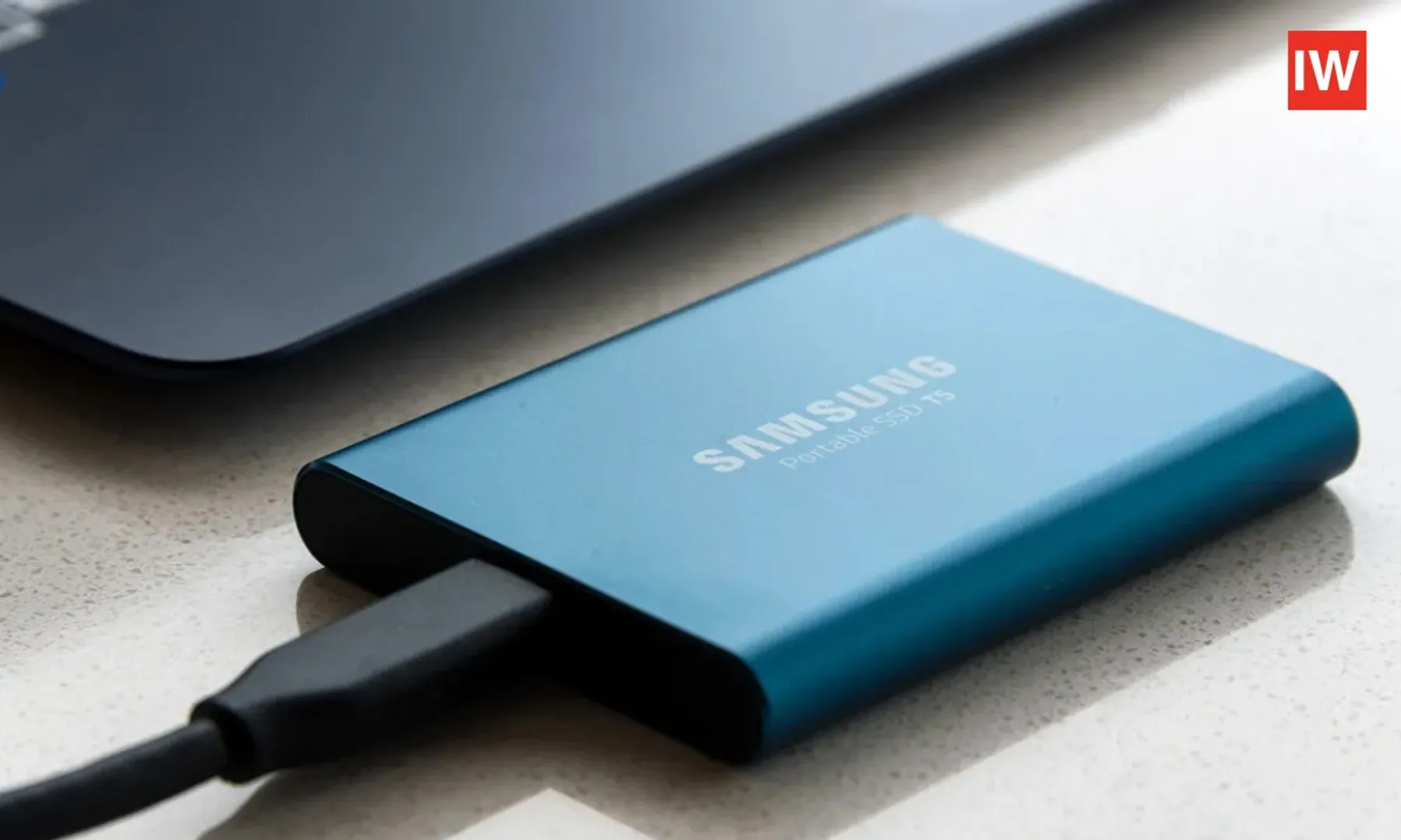 Best-USB-Hard-Drives-to-Buy-in-2025w