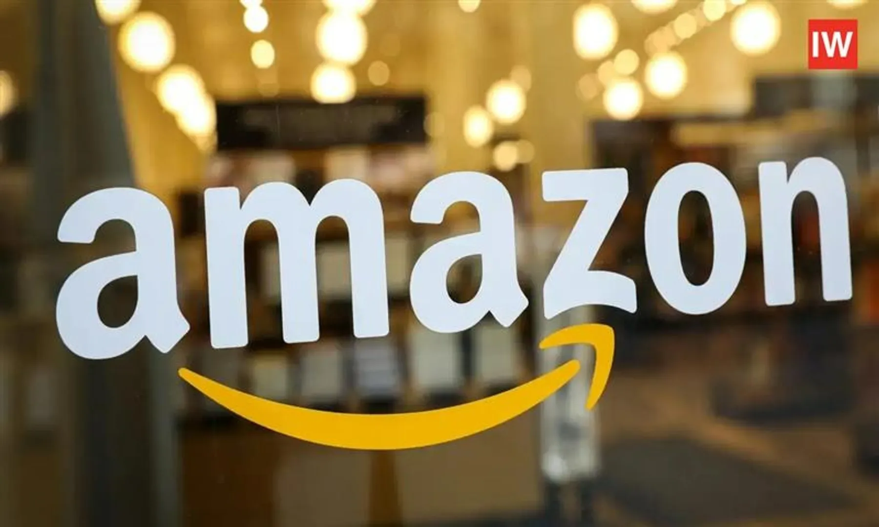 Amazon-to-Cut-30,000-Corporate-Jobs-as-AI-and-Automation-Take-Over