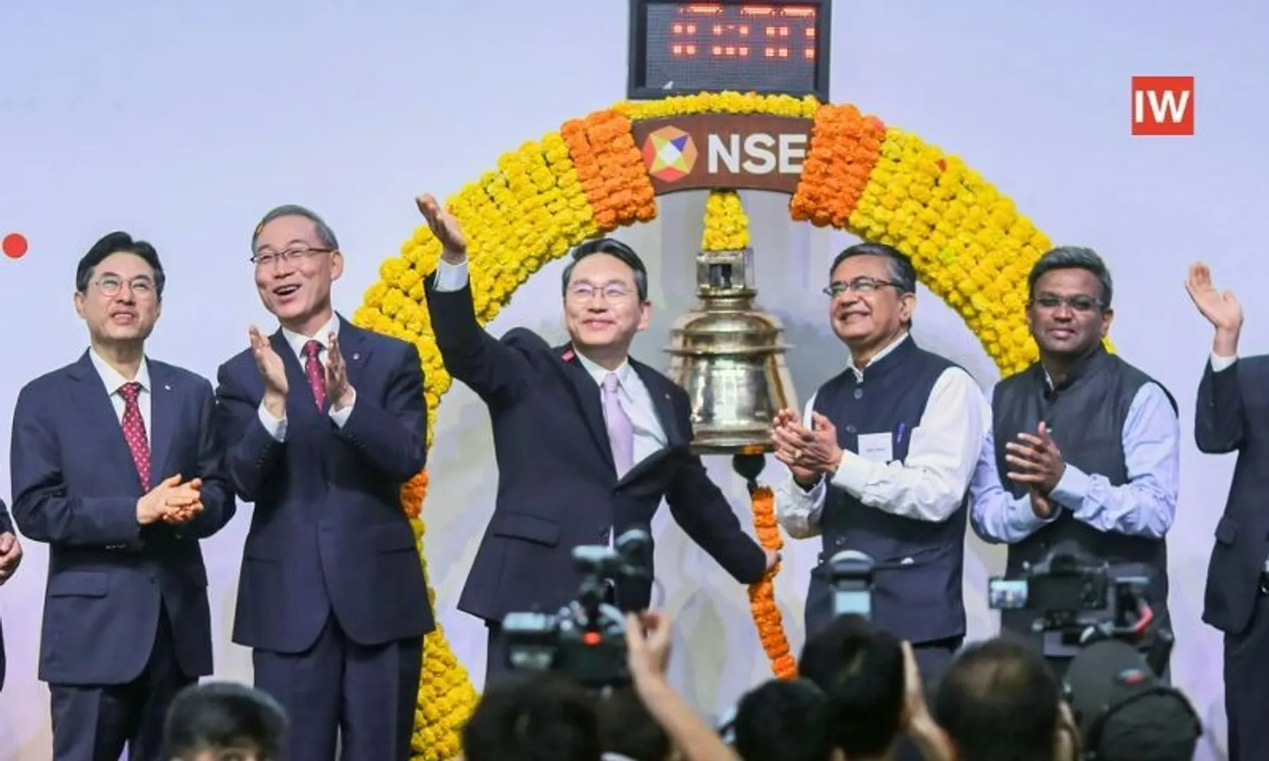 India's IPO Market Soars as Domestic Investors Power Record-Breaking Offerings