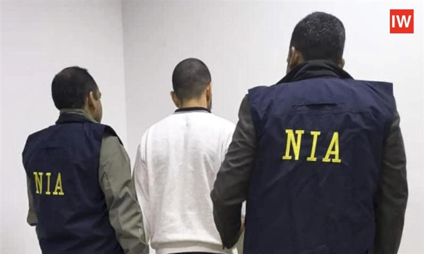 Anmol-Bishnoi-Deported-to-DelhIA-Takes-Custody-in-Baba-Siddique-Murd