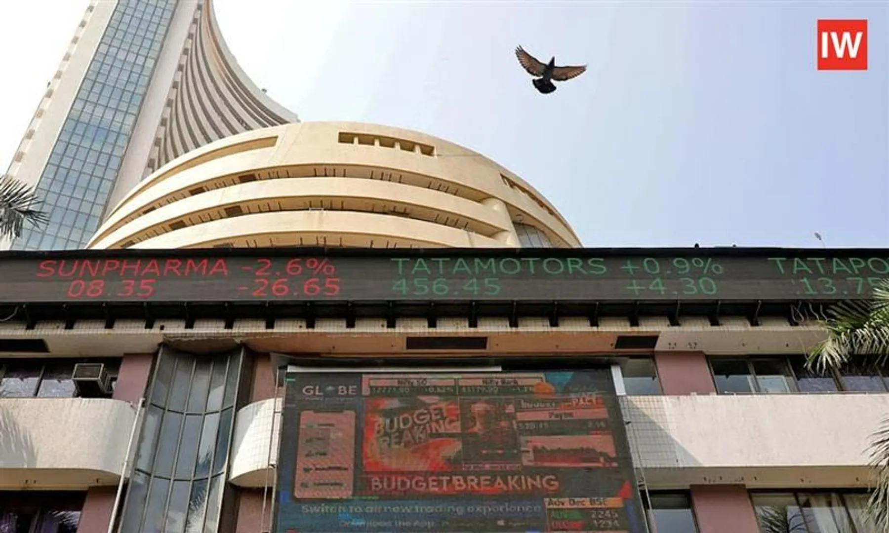 Sensex-Up-138-Pts-to-84,804.28;-Nifty-50-Holds-Near-25,865-i