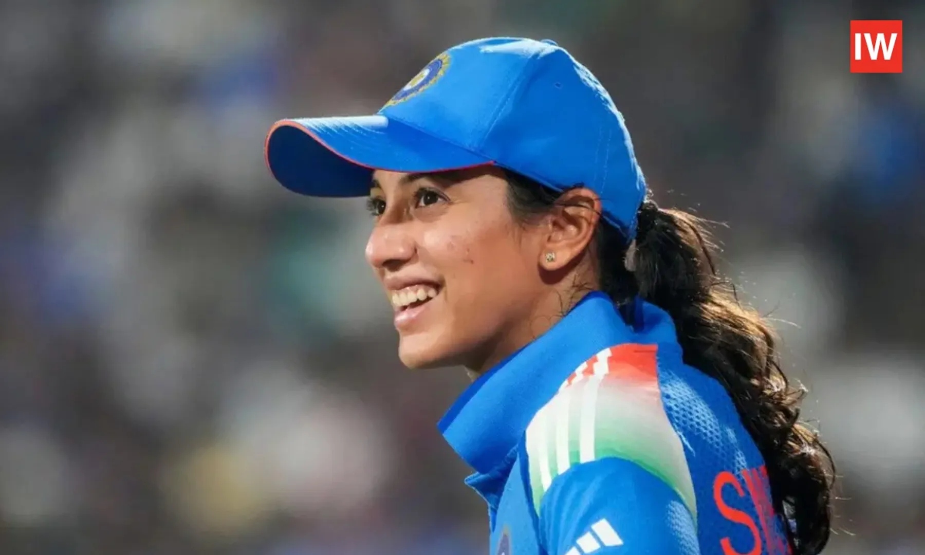 Smriti-Mandhana-Opens-Up-on-Resilience-and-World-Cup-Triumph-at-Smbhav 1