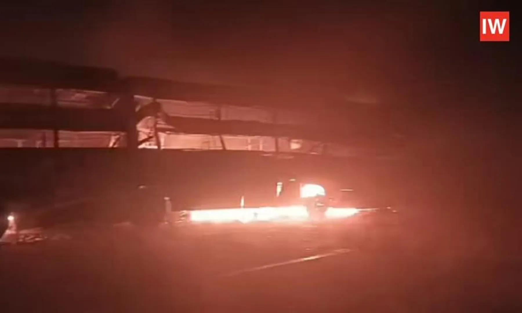 Fog-Turns-Deadly-13-Burnt-Alive-in-Massive-Delhi-Agra-Expressway-Pile