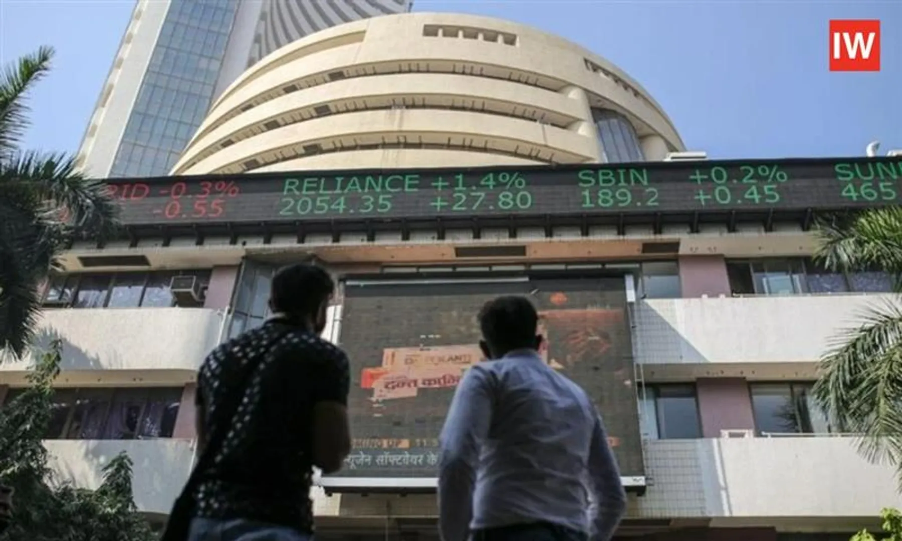 Sensex-at-85,120;-Nifty-Near-25,850