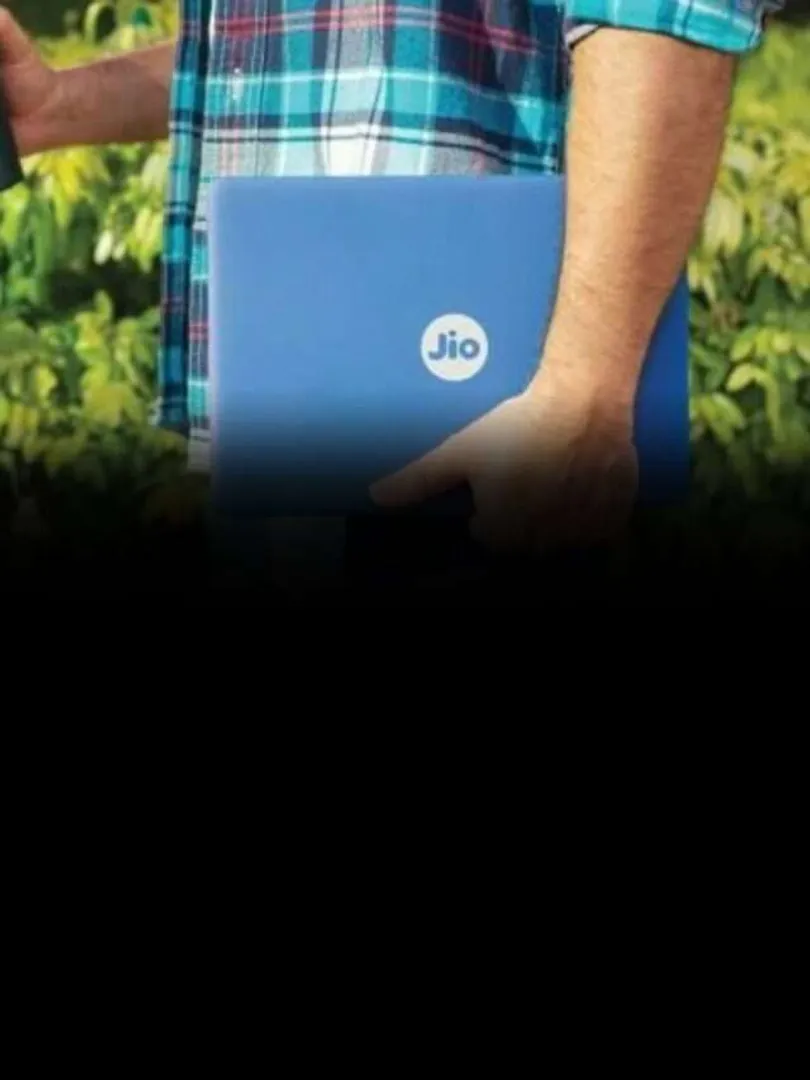Reliance-Retail-releases-JioBook-at-affordable-prices