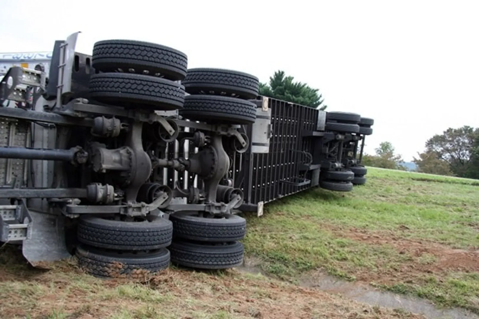 An Essential Guide to Hiring a Las Vegas Truck Accident Lawyer