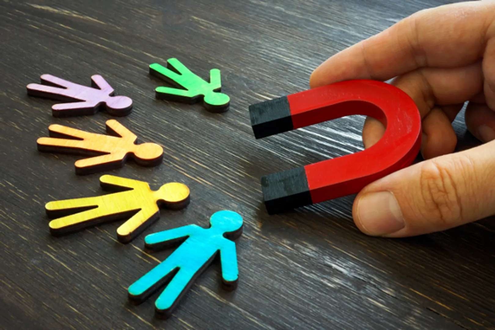 How Online Casinos Retain Customers
