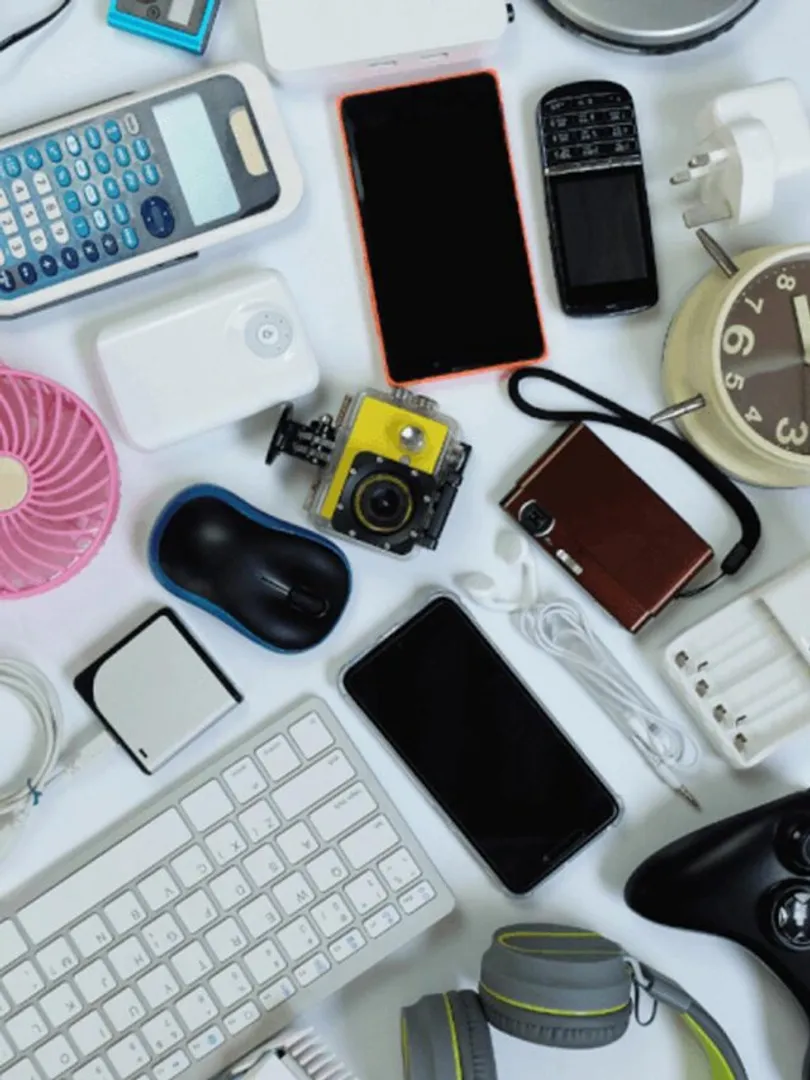 5-Gadgets-That-Every-Student-Needs-in-2024