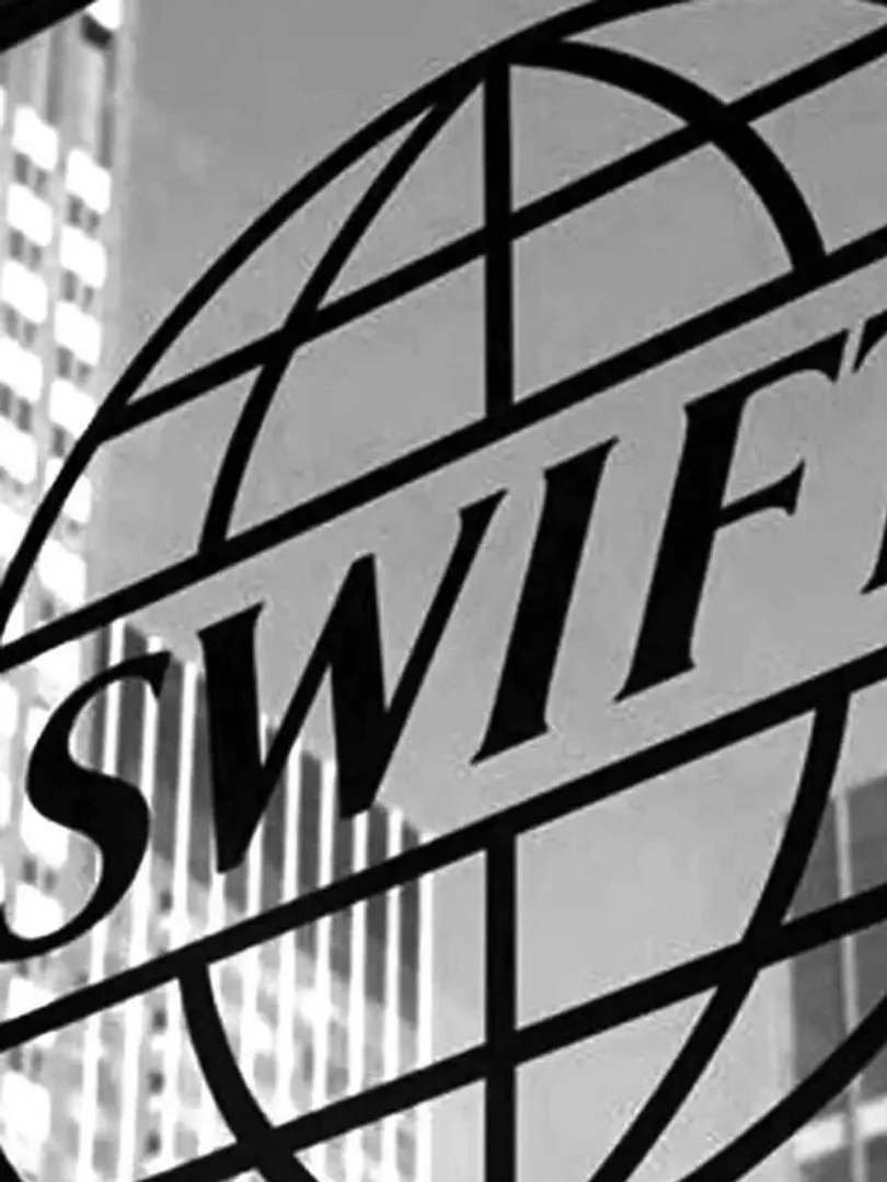 Swift-partners-with-banking-giants-to-combat-cross-border-payment-fraud-through-AI-based-experiments.
