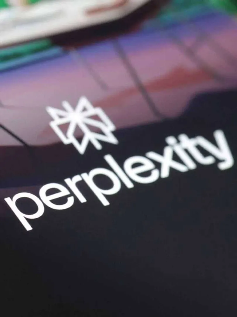 Perplexity,-an-AI-search-platform,-has-developed-Pages,-a-tool-that-generates-customizable-reports-using-text-questions.