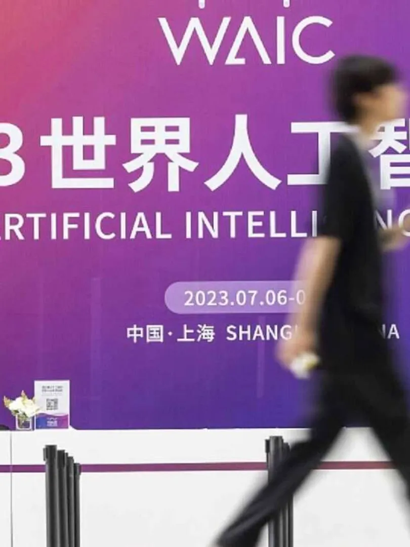 Shanghai-hosts-the-2024-World-AI-Conference-and-Global-AI-Governance-Meeting,-spotlighting-AI-advancements.