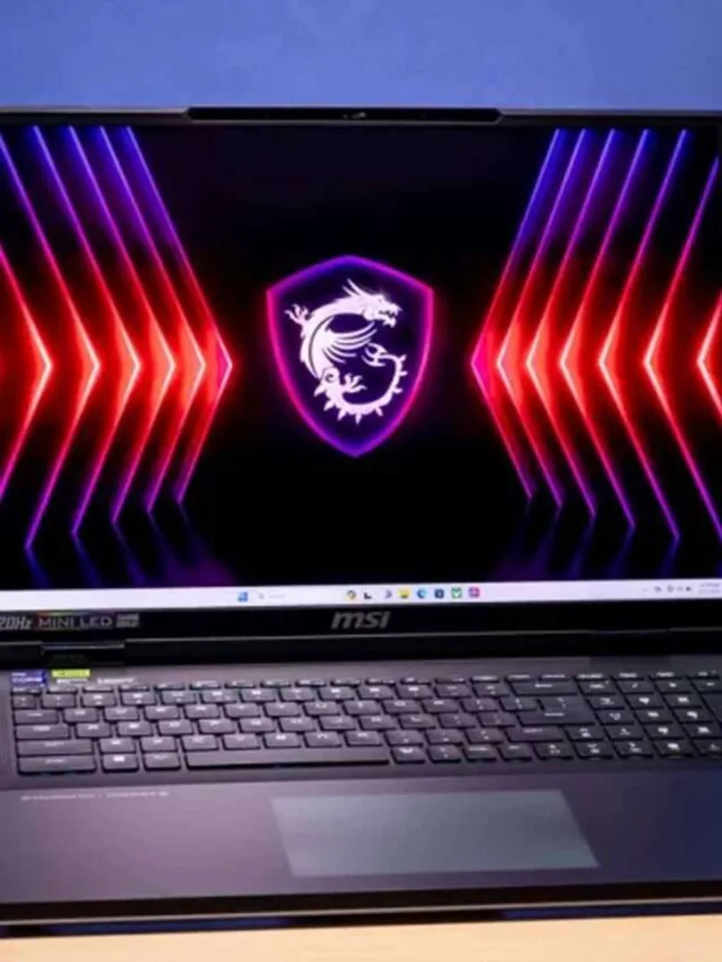 Gaming-Laptops-Featuring-high-performance-CPUs-and-GPUs,-fast-refresh-rates,-and-ergonomic-designs-for-immersive-gaming-experiences.