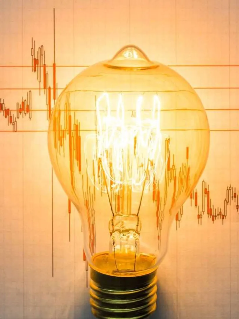 Innovation-Catalysts-Young-entrepreneurs-fuel-innovation-with-fresh-ideas-and-technological-advancements,-reshaping-industries