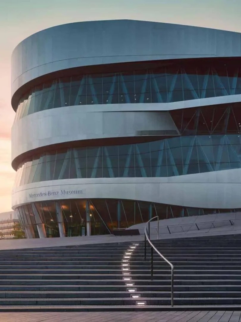 Mercedes-Benz-Museum-(Stuttgart,-Germany)