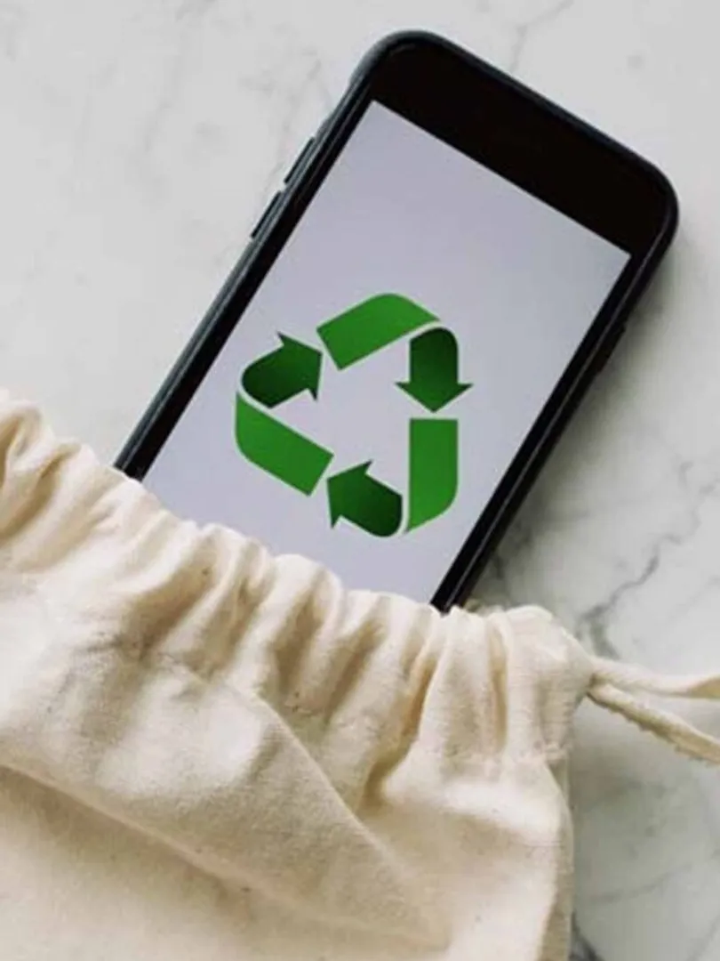 Eco-friendly-smartphones-are-made-using-sustainable-materials,-consume-less-energy,-and-promote-recycling.-They-reduce-carbon-emissions.