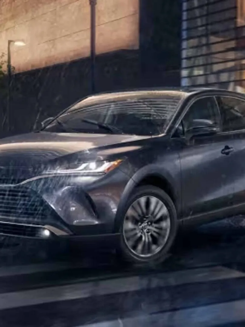 Explore-the-best-hybrid-cars-under-US$40,000-in-2025.-Perfect-balance-of-affordability,-performance,-and-eco-friendliness-for-modern-drivers.