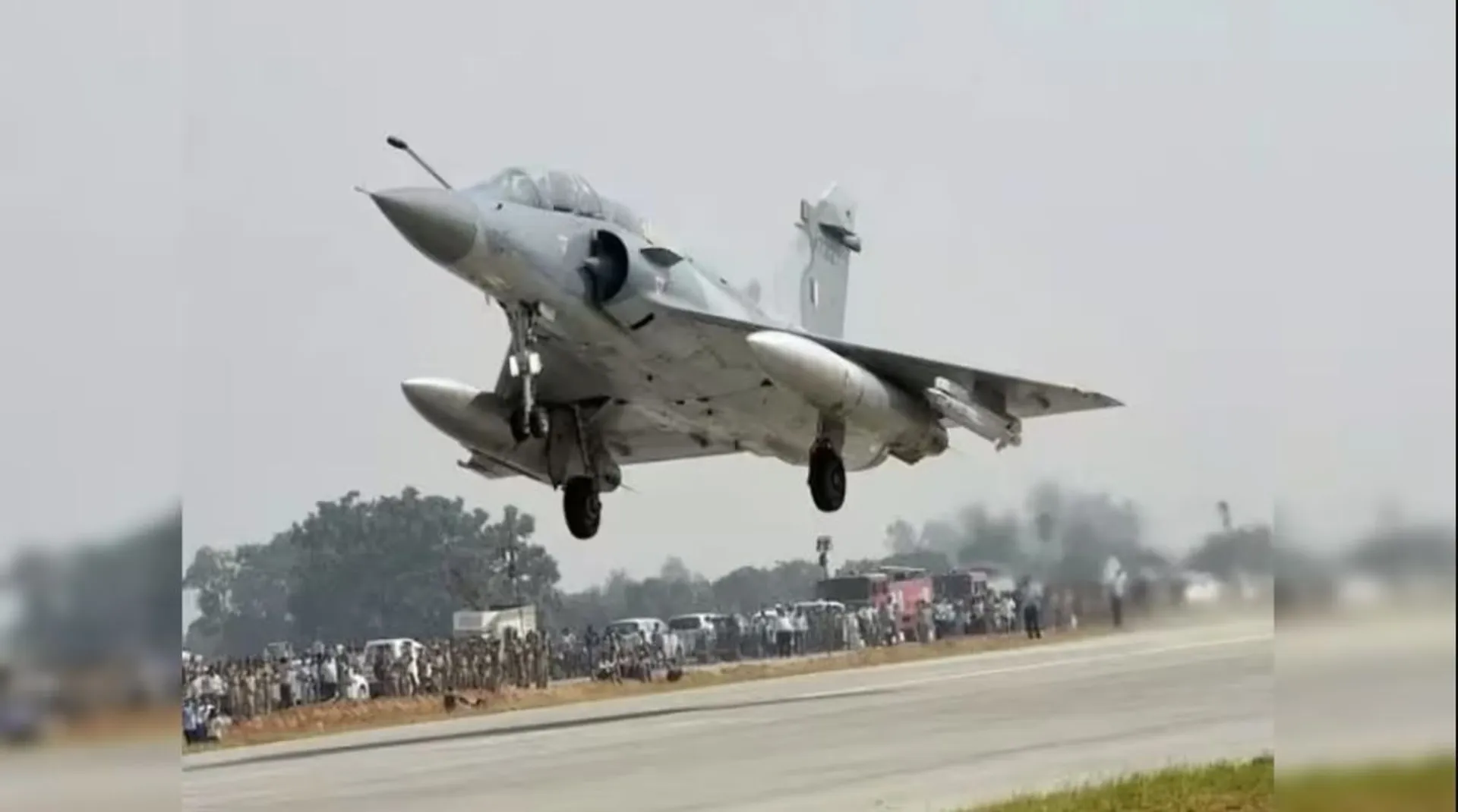 ଯୁଦ୍ଧ ବିମାନ ଦୁର୍ଘଟଣାଗ୍ରସ୍ତ