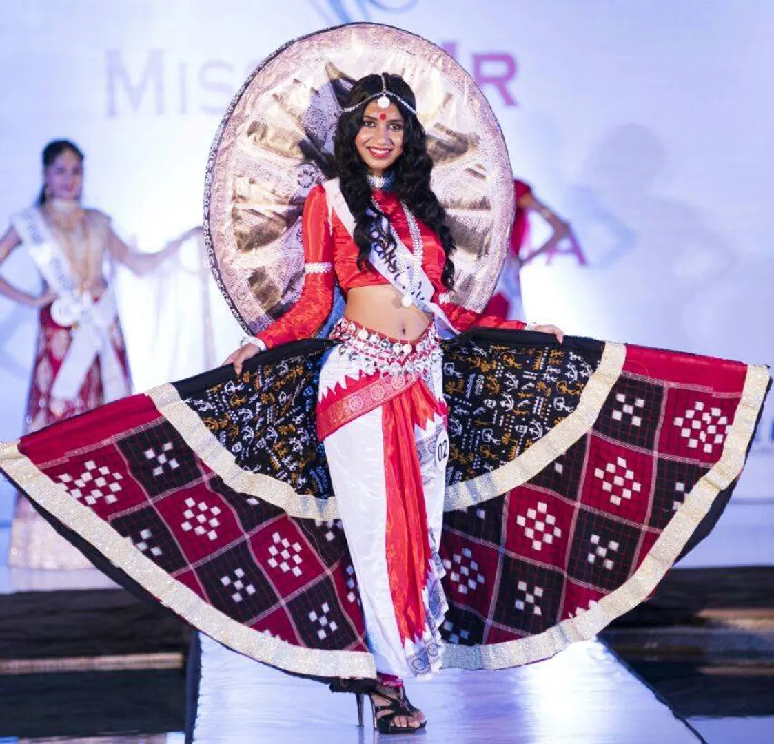 ସୁନ୍ଦରୀଙ୍କ ଫର୍ଦ୍ଦରେ ଆଉ ଜଣେ ଓଡ଼ିଆ ଝିଅ