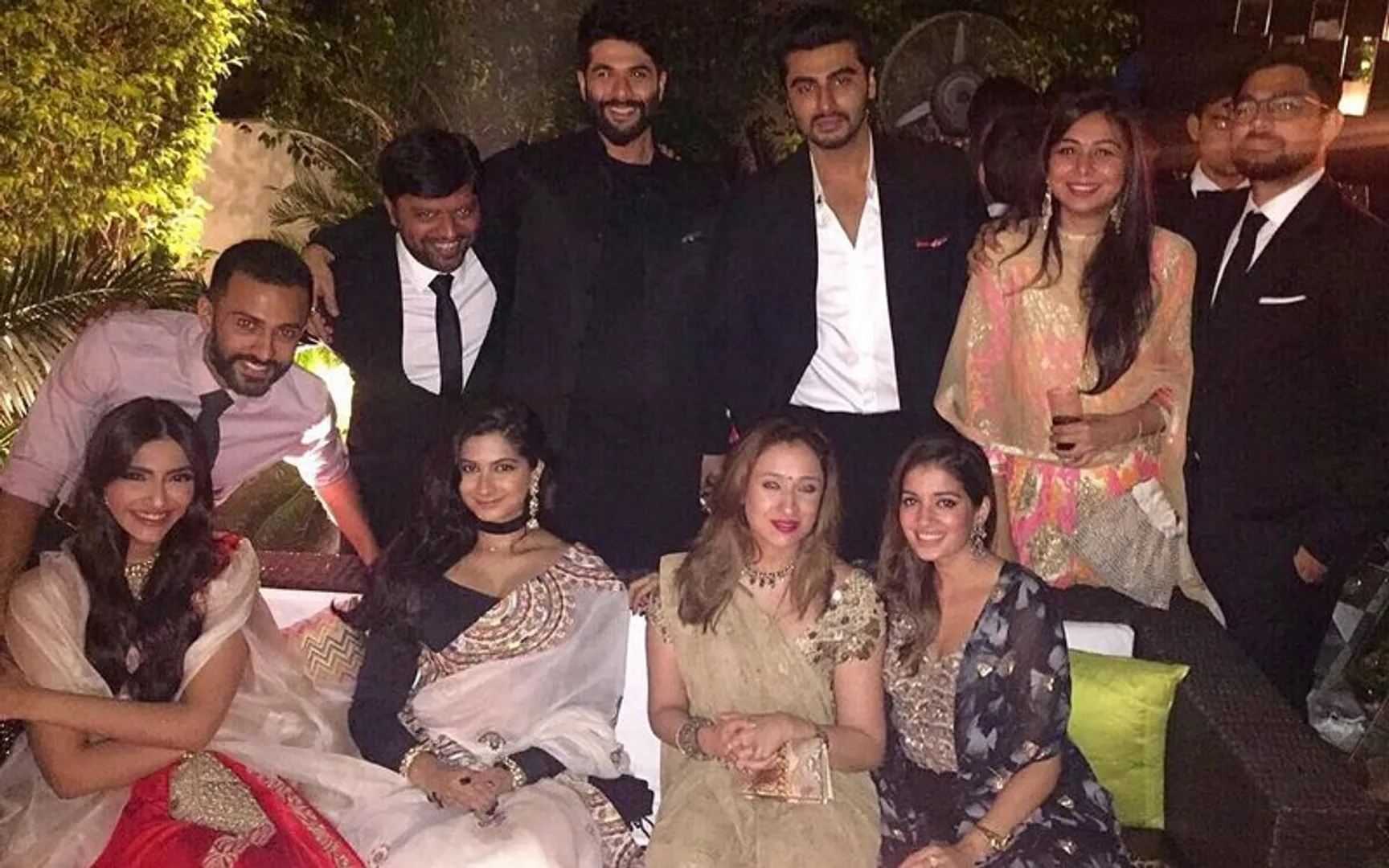 ବଲିଉଡ ଷ୍ଟାଇଲ କୁଇନ୍ ସୋନମ କପୁର ଏବେ ତାଙ୍କ ବୟଫ୍ରେଣ୍ଡଙ୍କୁ ନେଇ ଚର୍ଚ୍ଚାରେ