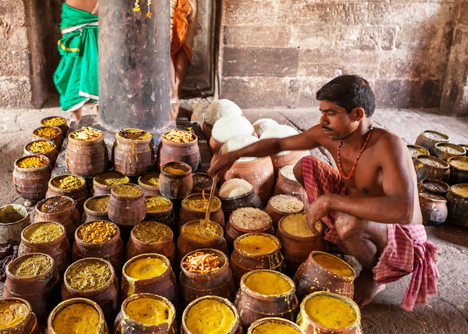 ଅନ୍‌ଲାଇନ୍‌ରେ ମହାପ୍ରସାଦ ବିକ୍ରିକୁ ନେଇ ବିବାଦ । ଜାଣିନି ମନ୍ଦିର ପ୍ରଶାସନ, ନିଯୋଗ । ବିବାଦରେ ଯୋଗାଣକାରୀ ସଂସ୍ଥା
