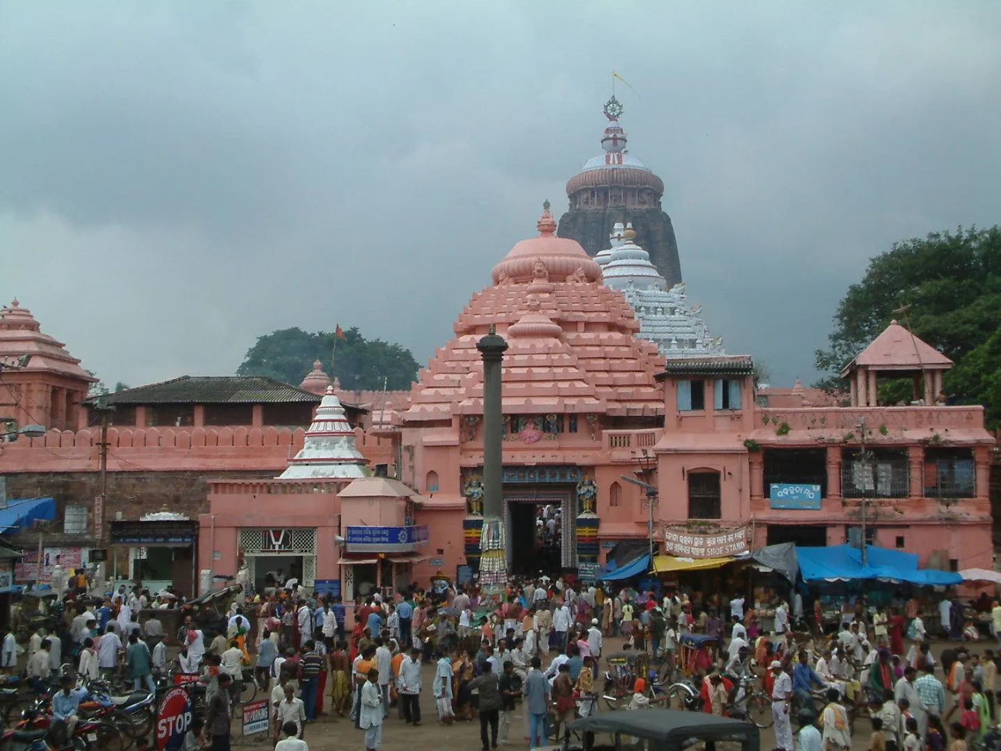 ଶ୍ରୀମନ୍ଦିର ଗର୍ଭଗୃହରେ ରକ୍ତ ପଡିବାରୁ ନୀତି ବିଭ୍ରାଟ