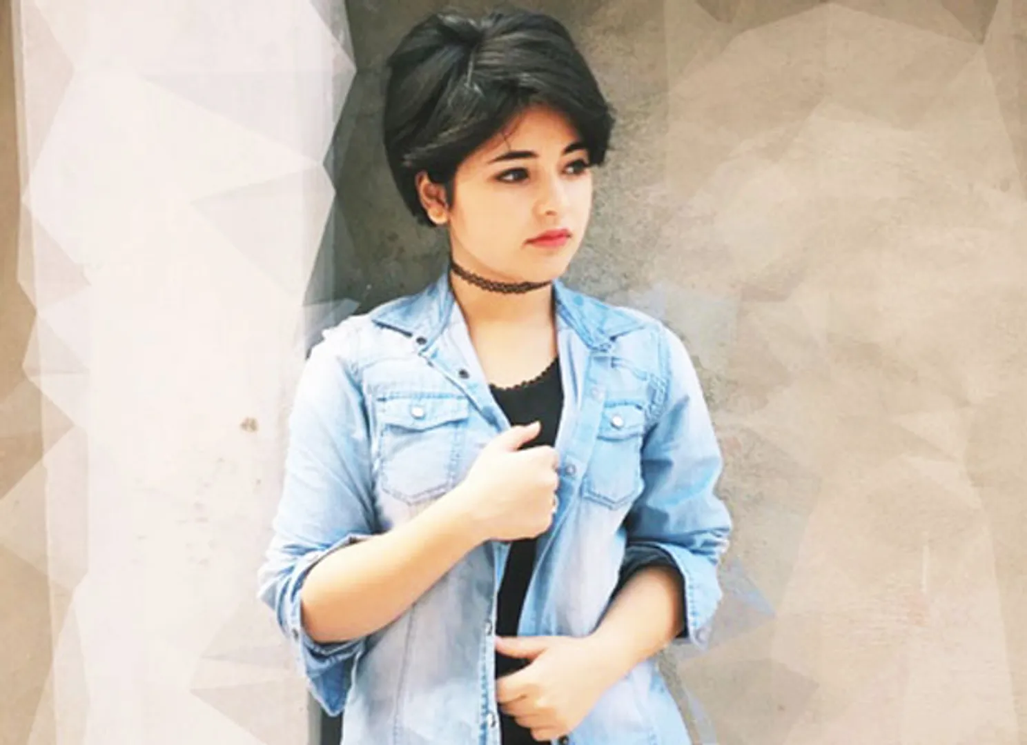 ଜାୟରାଙ୍କୁ ନେଇ କଶ୍ମୀରରେ ଦଙ୍ଗଲ:ମେହବୁବା ମୁଫତିଙ୍କ ସହ "ଦଙ୍ଗଲ' ଗାର୍ଲଙ୍କ ସାକ୍ଷାତକୁ ନେଇ  ବିବାଦ