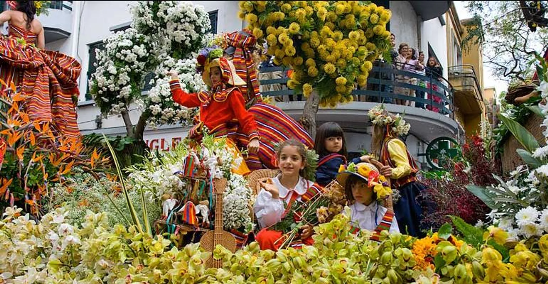 ମାଦେରିଆ ସହରର  ଫ୍ଲାୱାର ଫେଷ୍ଟିଭାଲ୍ : ବସନ୍ତ ଆଗମନରେ ପର୍ତ୍ତୃଗାଲର ଏକ ପ୍ରମୁଖ ପର୍ବ