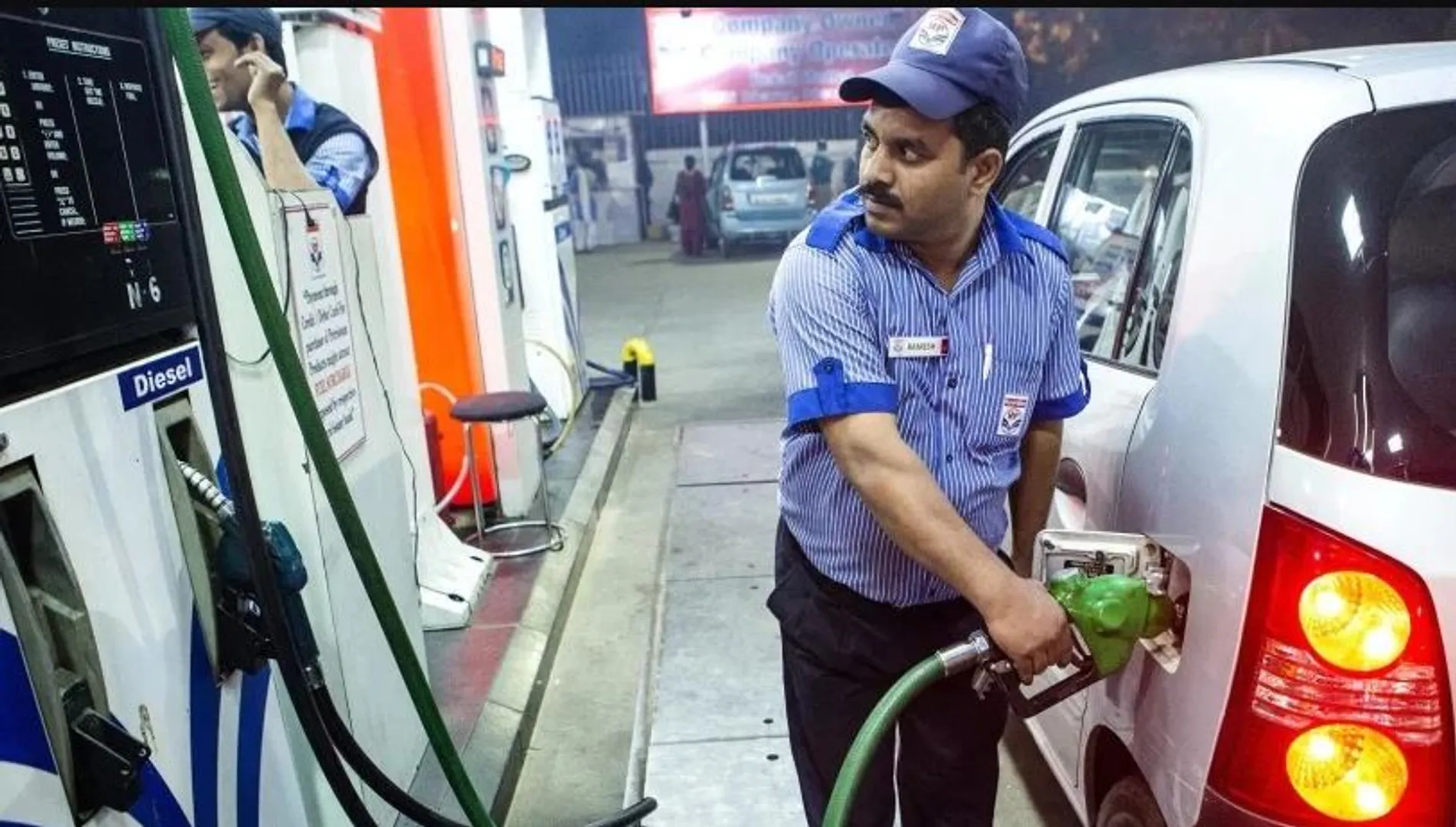 ଶସ୍ତା ହେବନି ପେଟ୍ରୋଲ-ଡିଜେଲ ଦର ! ସାମ୍ନାକୁ ଆସିଲା ସାଂଘାତିକ ଖବର