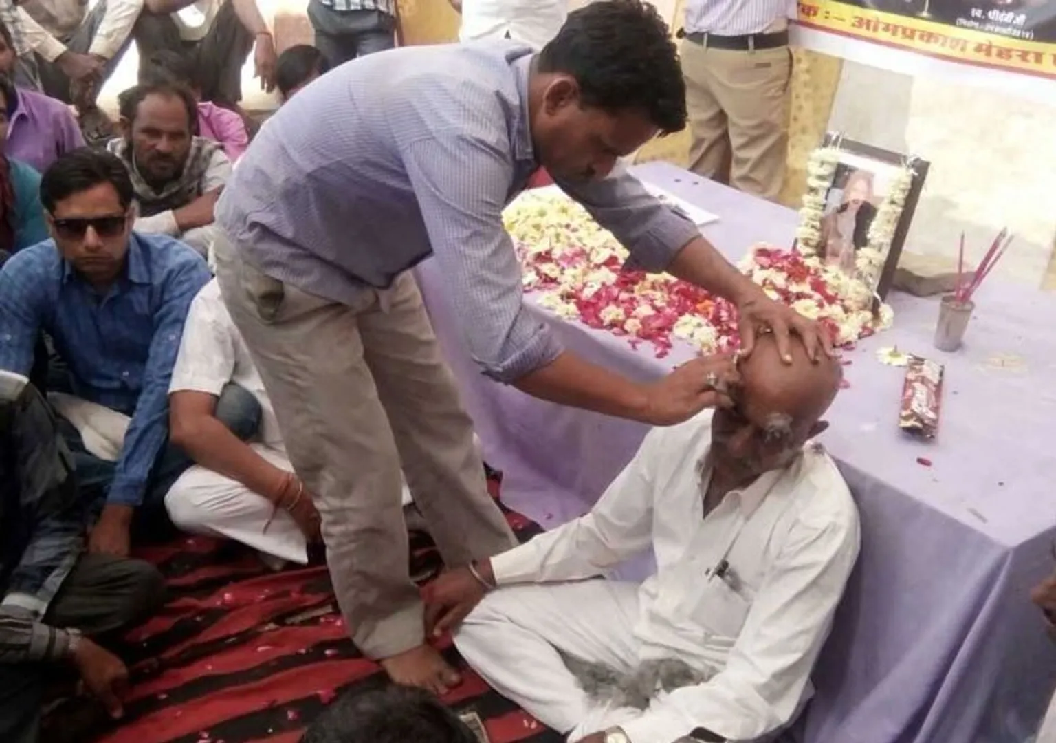 ବୋନିଙ୍କଠାରୁ ବଳି ଗଲେ ଏହି ବ୍ୟକ୍ତି । ଚାନ୍ଦିନୀଙ୍କ ମୃତ୍ୟୁ ପରେ ଛାଡି ଦେଲେ ଖାଦ୍ୟ ପେୟ , ହେଲେ ଲଣ୍ଡା