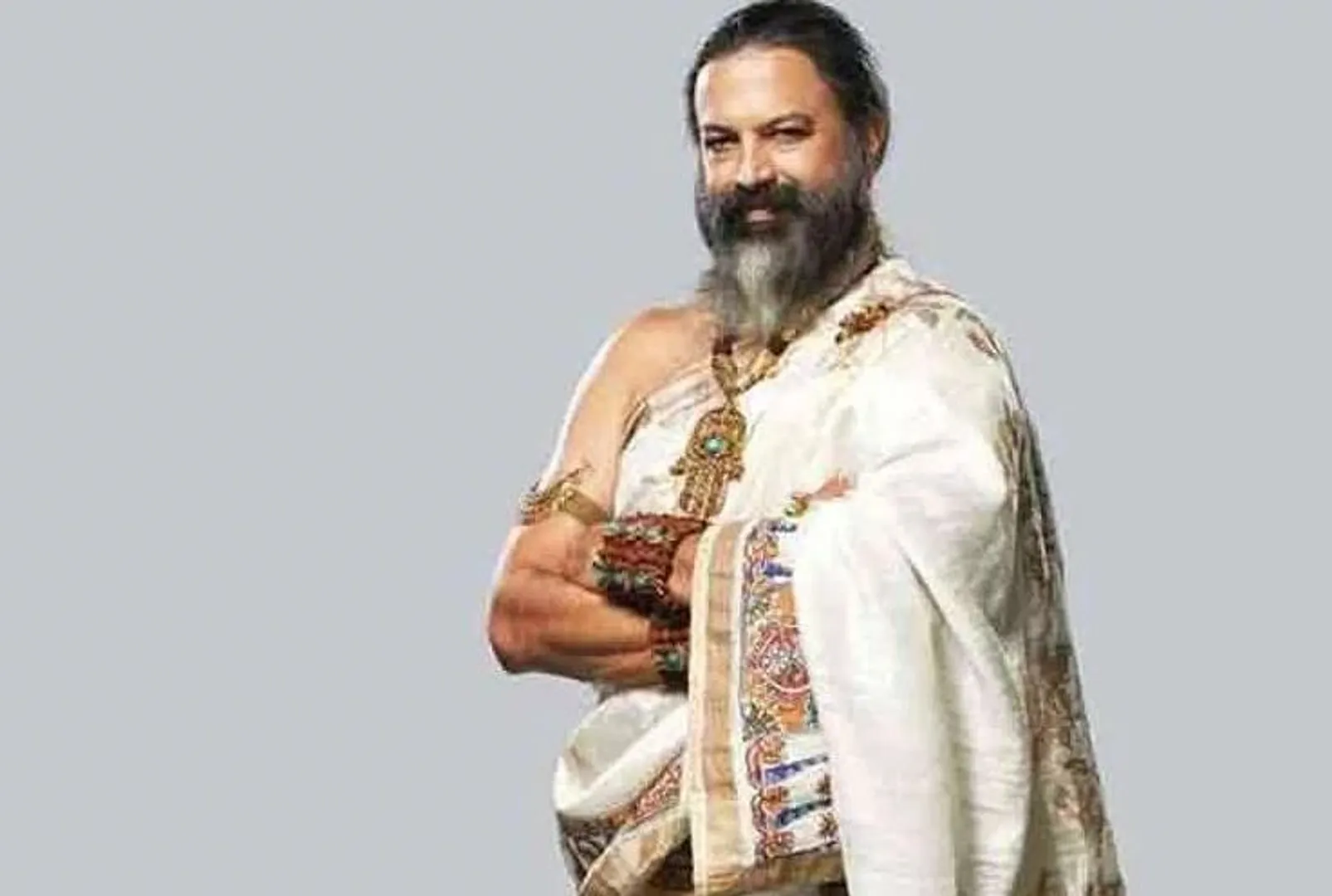 କାଜୋଲଙ୍କୁ ବିବାହ କରିବାକୁ ସ୍ୱପ୍ନ ଦେଖୁଥିଲେ ଏହି ବିଖ୍ୟାତ ଅଭିନେତା । ହେଲେ ଏମିତି କଣ ଘଟିଲାକି ତାଙ୍କ ଜୀବନରେ ପାଲଟିଗଲେ ସନ୍ୟାସୀ