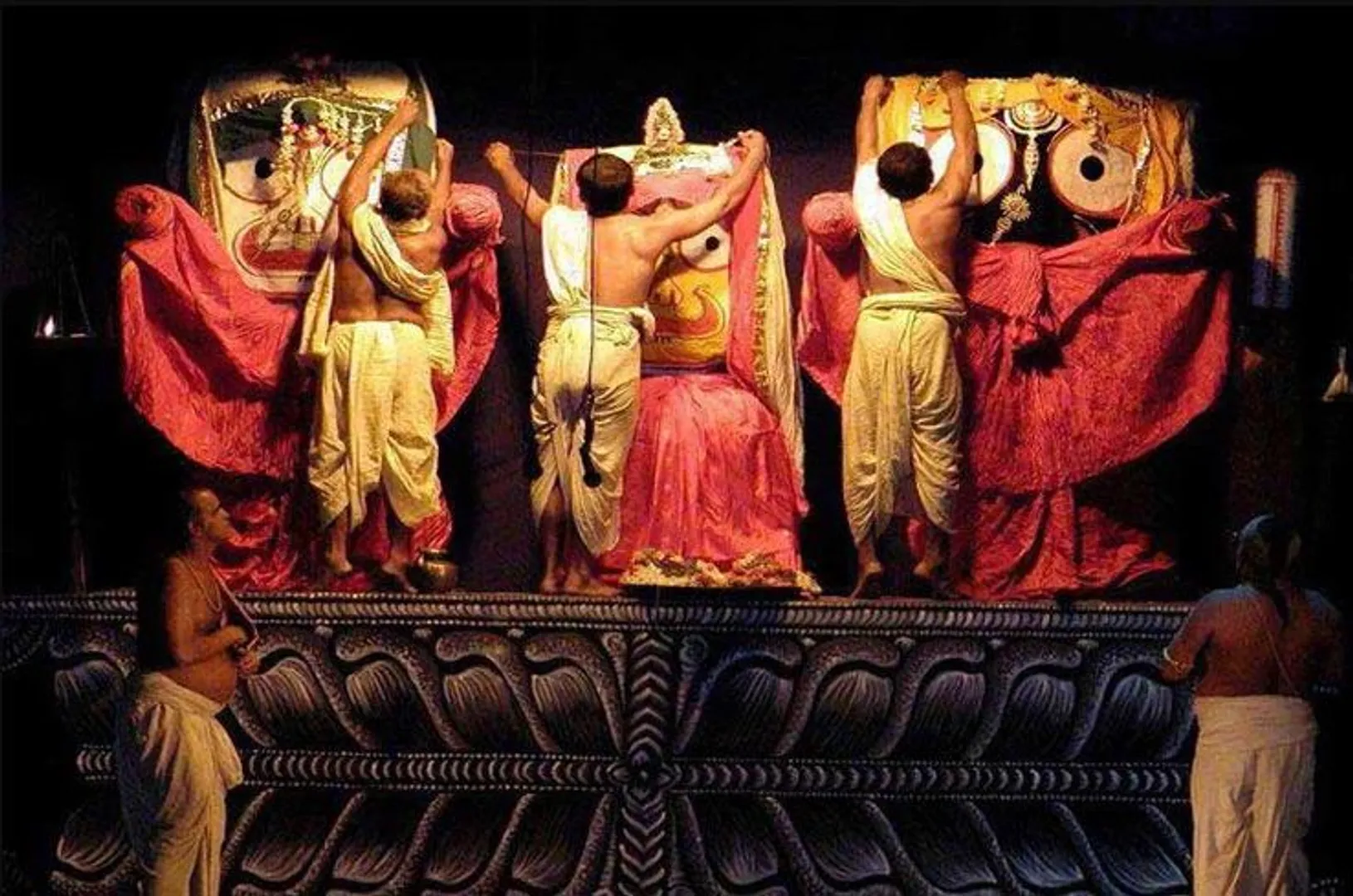 ମହୌଷଧି ସେବନ ପରେ ସୁସ୍ଥ ହେଲେ ଶ୍ରୀଜିଉ ! ଦଶଦିନ ପରେ ବାଜିଲା ଘଂଟ ଓ କାହାଳି, ଆଜି ରାଜପ୍ରସାଦକୁ ଯିବ ମହାପ୍ରଭୁଙ୍କ ସୁସ୍ଥ ହେବା ଖବର, ଜାଣନ୍ତୁ କଣ ରହିଛି ରୀତିନୀତି