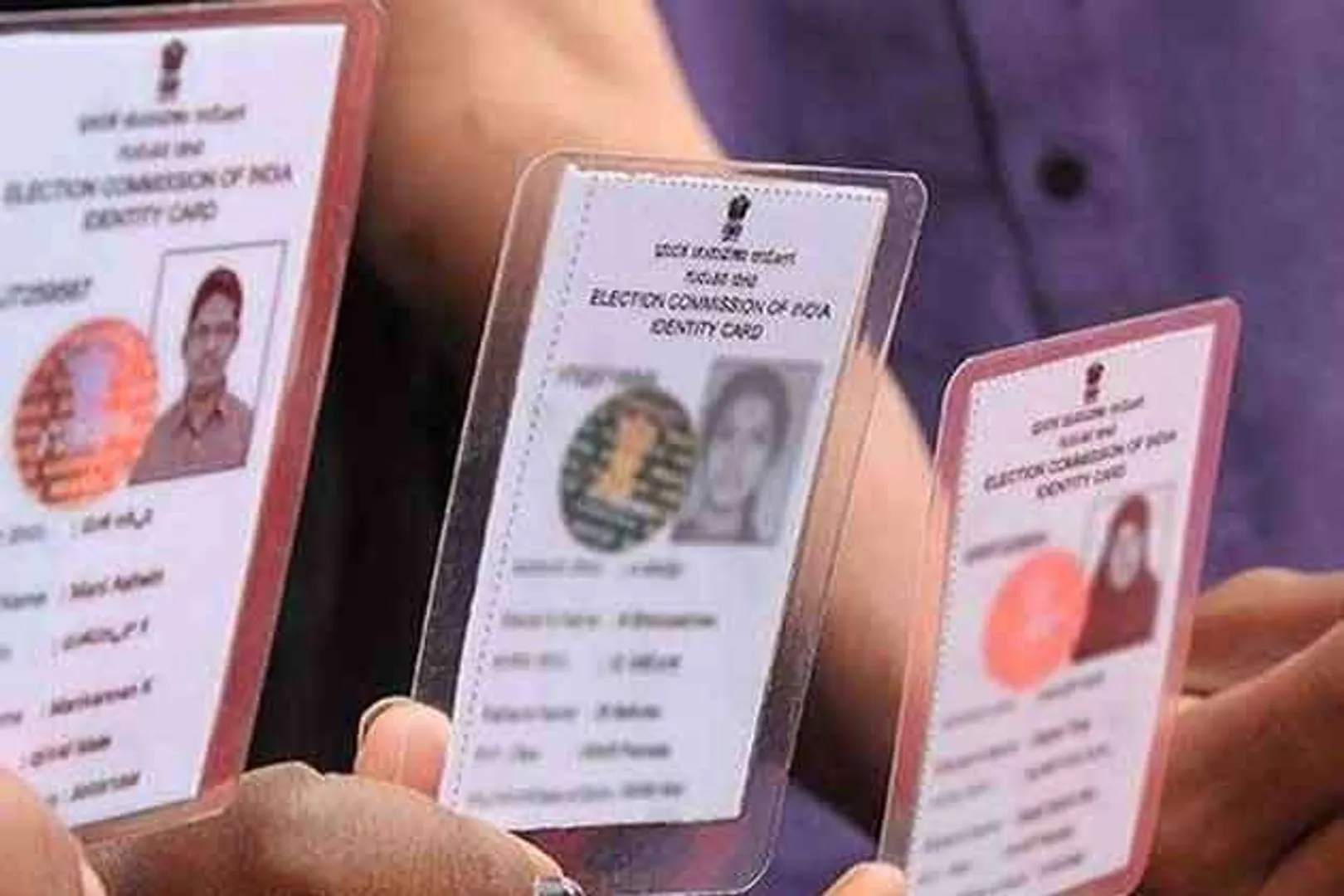 ଏବେ ଭୋଟର ଆଇଡି କାର୍ଡ ପାଇଁ ଅନଲାଇନ୍ କରନ୍ତୁ ଆବେଦନ ! ଆବେଦନ କରିବା ପ୍ରକ୍ରିୟା ଉପରେ ଅଧିକ ଜାଣିବା ପାଇଁ ପଢନ୍ତୁ ଏହି ରିପୋର୍ଟ ।