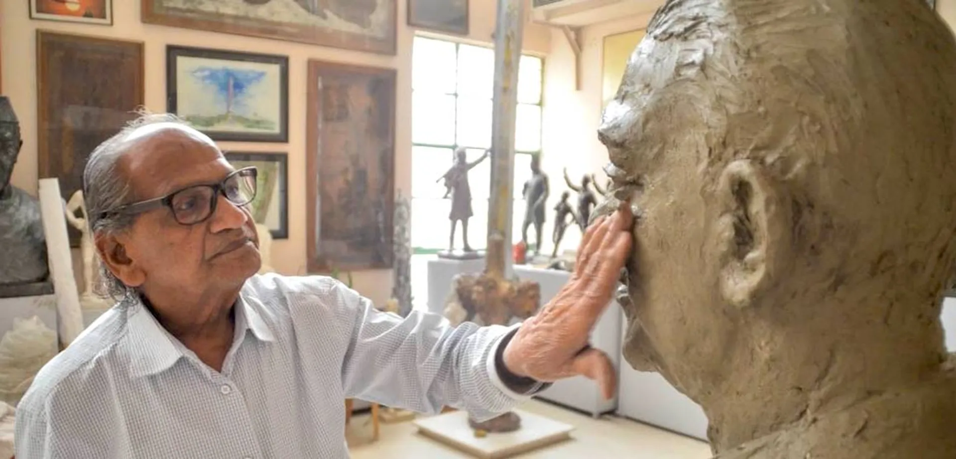 ବିଶ୍ୱର ସବୁଠାରୁ ବଡ ପ୍ରତିମା ‘ ଷ୍ଟାଚ୍ୟୁ ଅଫ୍ ୟୁନିଟି’ କୁ ନିର୍ମାଣ କରିବାରେ ଥିଲା ଏହି ବ୍ୟକ୍ତିଙ୍କ ହାତ ! ଯାହାଙ୍କ କଳାକୃତିକୁ ଗୋଟିଏ ନଜରରେ ପସନ୍ଦ କରିଥିଲେ ପ୍ରଧାନମନ୍ତ୍ରୀ ।