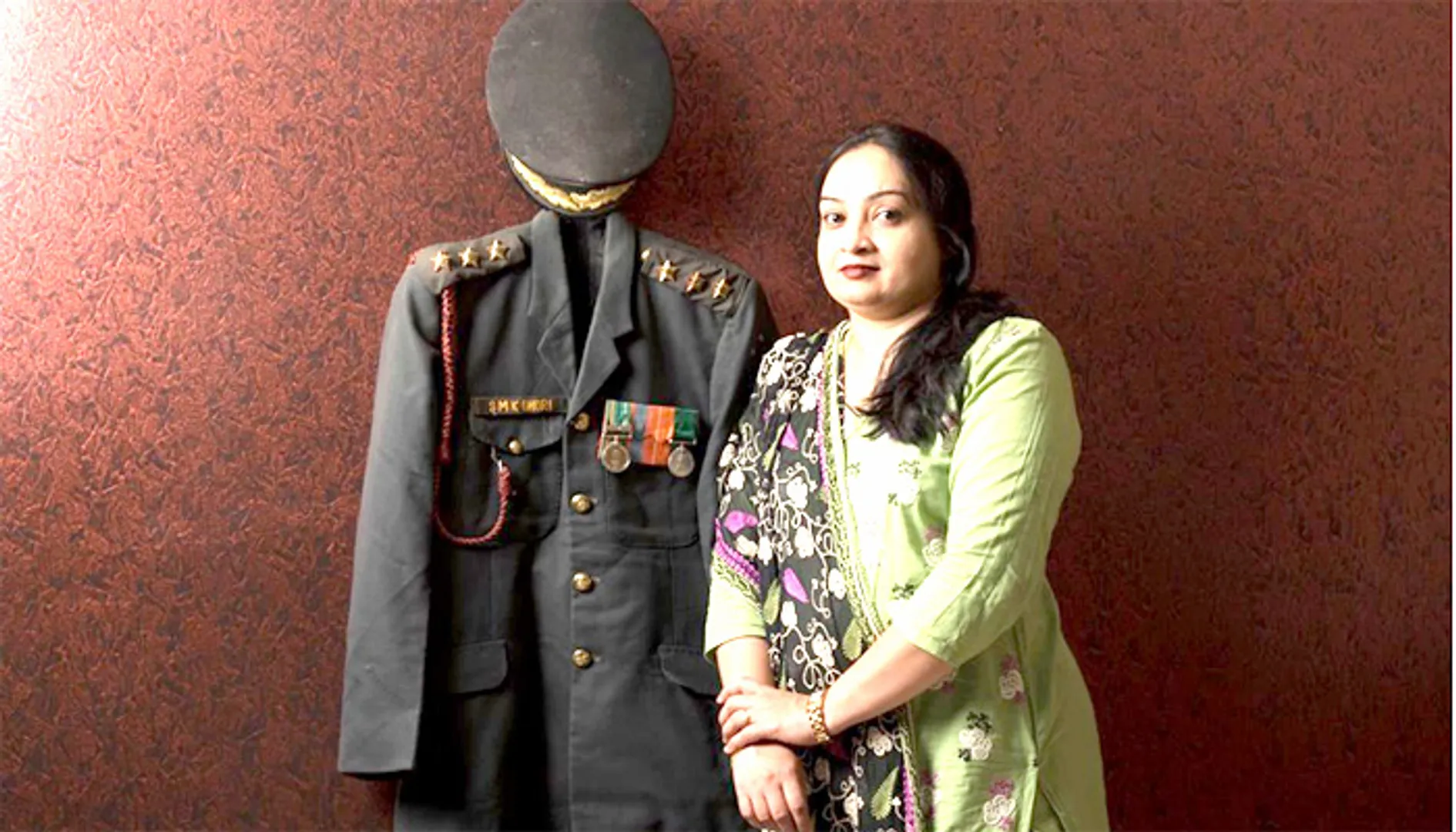 ୧୯ ବର୍ଷରେ ବାହାହୋଇ ୨୯ ବର୍ଷରେ ହେଲେ ବିଧବା , ଜାଣନ୍ତୁ ବାହାଦୁର ଯବାନଙ୍କ ସାହସୀ ପତ୍ନୀଙ୍କ ତ୍ୟାଗର କାହାଣୀ ।