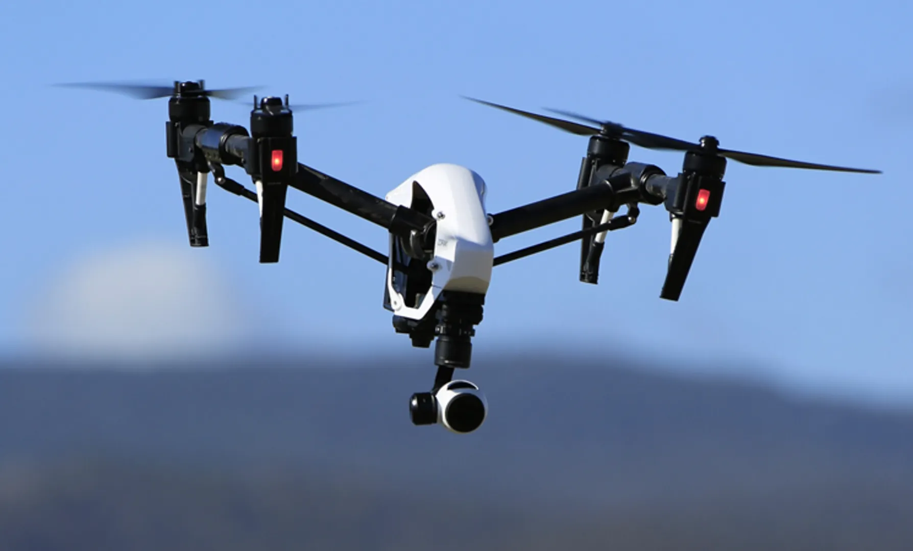 ଭାରତୀୟ ସୁରକ୍ଷା ବଳର ଆଉ ଏକ ସଫଳତା ! ଗୁଜୁରାଟର କଚ୍ଛରେ ସେନା ତରଫରୁ ଧ୍ୱସଂ କରାଗଲା ପାକିସ୍ତାନ ଡ୍ରୋନ୍ ।