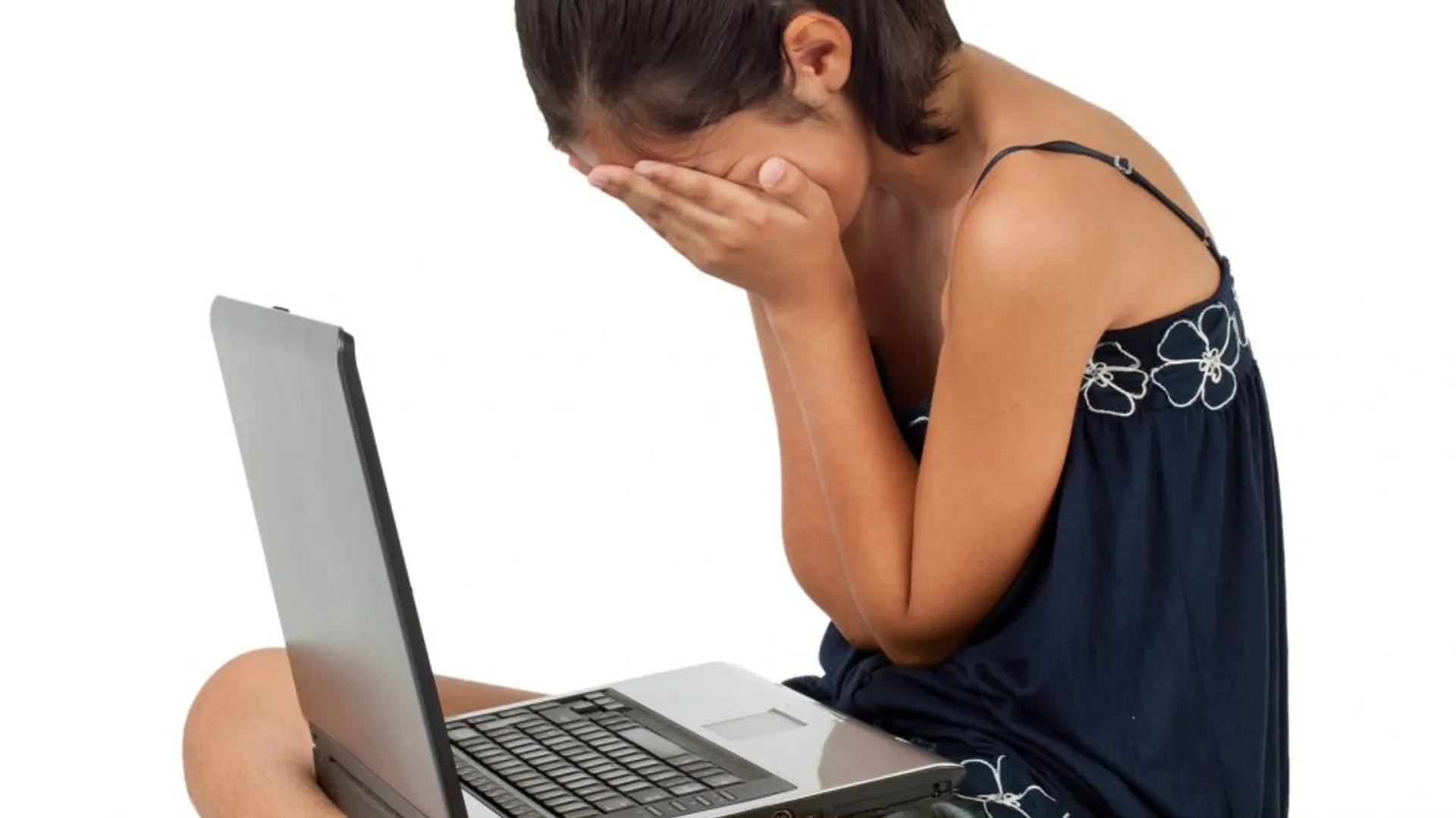 ଆପଣଙ୍କର ଏହି ଭୁଲ୍ ଯୋଗୁଁ ଭାଇରାଲ୍ ହୁଏ ବ୍ୟକ୍ତିଗତ ଫଟୋ ଏବଂ ଭିଡିଓ ! ସମୟ ଥାଉ ଥାଉ ସୁଧାରନ୍ତୁ ଏହି ଭୁଲ୍ ନଚେତ୍ ଅଡୁଆରେ ପଡିବେ ।