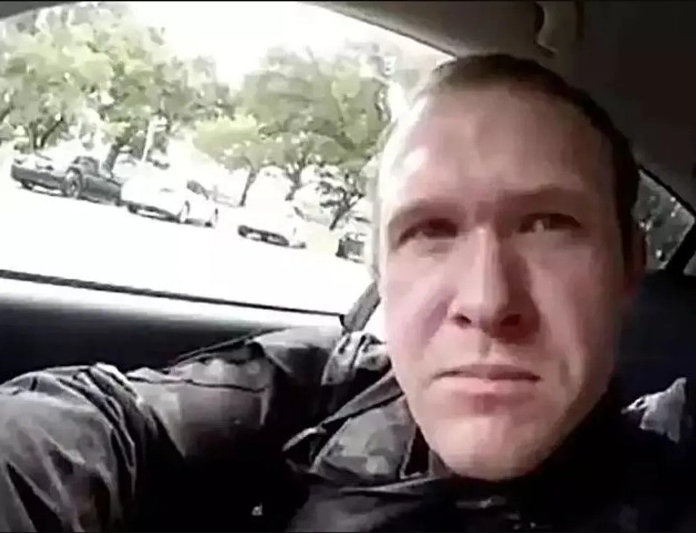 ନରରାକ୍ଷସ ବ୍ରେଟନ ଟରାଣ୍ଟର ଭିତିରିକଥା ! ପାକିସ୍ତାନ ଓ ଉତ୍ତରକୋରିଆ ବୁଲିବା ପରେ ବସା ବାନ୍ଧିଥିଲା ମୌଳବାସୀ ଚିନ୍ତାଧାରା,ମୁସଲମାନଙ୍କ ବିରୋଧରେ ଥିଲା ପ୍ରବଳ ଅସନ୍ତୋଷ ।