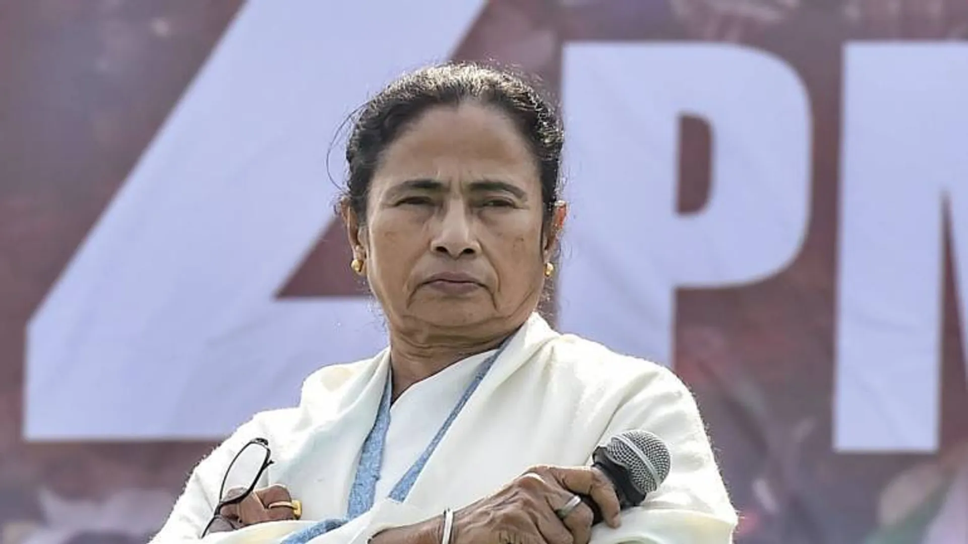 ପଶ୍ଚିମବଙ୍ଗରେ ଚାଂଚଲ୍ୟ ସୃଷ୍ଟି କଲା ମମତାଙ୍କୁ ପଠାଯାଇଥିବା ଚିଠି : ଟିଏମସି ମୁଖ୍ୟଙ୍କୁ ମୃତ ଦେଖିବାକୁ ୧ କୋଟିର ଅଫର୍ !