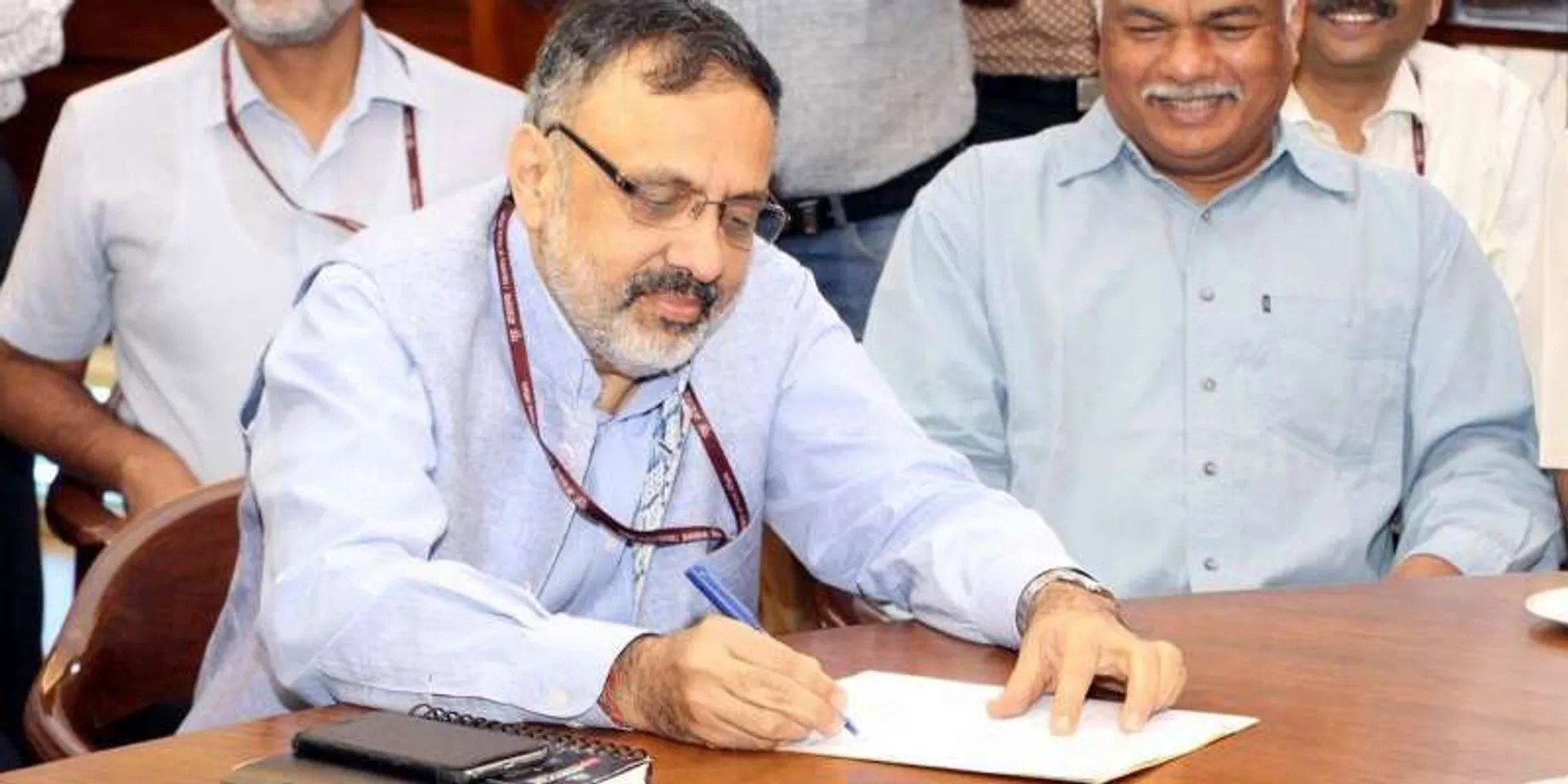 ନୂତନ କ୍ୟାବିନେଟ୍ ସଚିବ ଦାୟିତ୍ୱ ନେଲେ କେନ୍ଦ୍ର ଗୃହ ସଚିବ ରାଜୀବ ଗୋୱା ! ଅଜୟ କୁମାରଙ୍କୁ ମିଳିଲା ରକ୍ଷା ସଚିବର ପଦବୀ ।