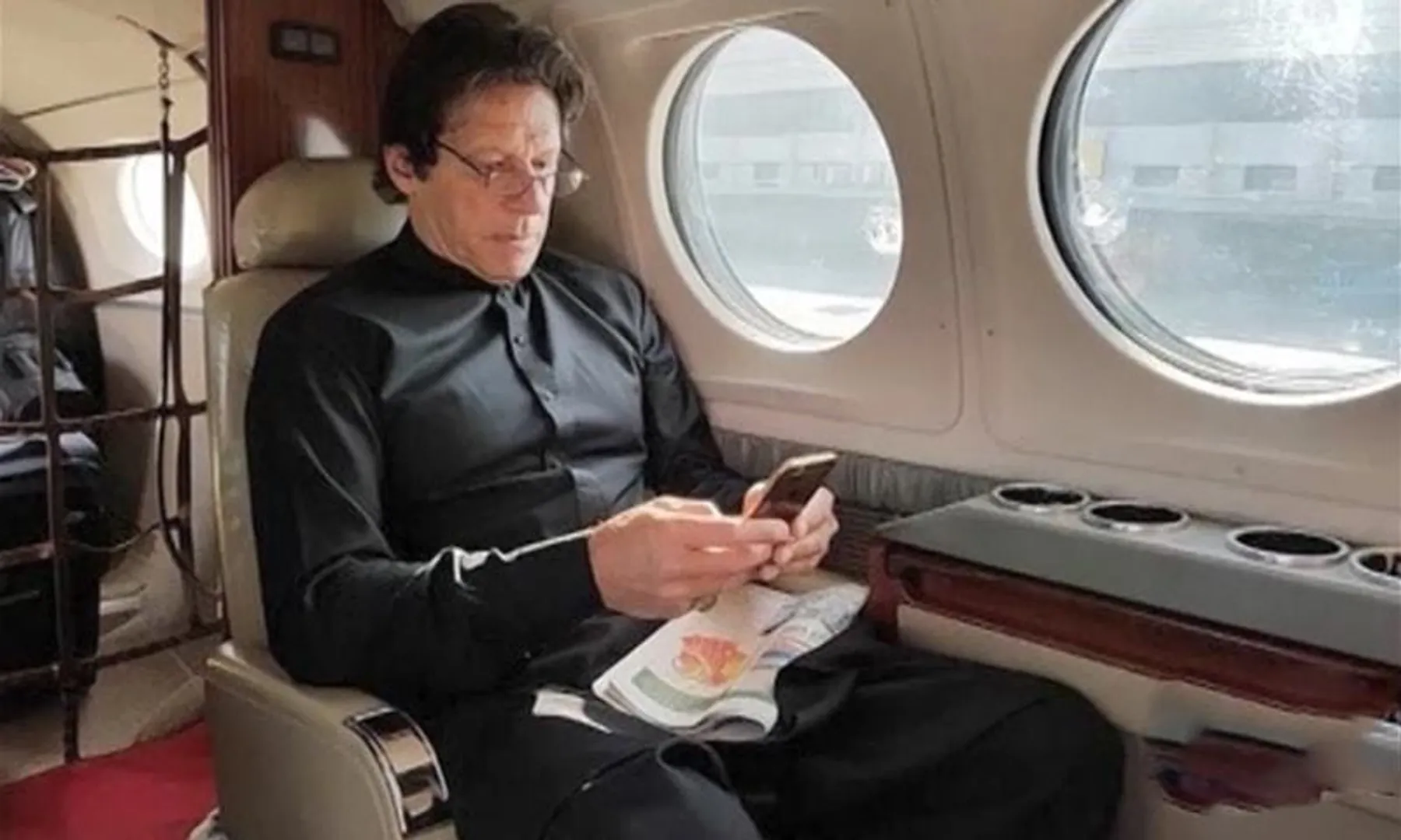 ଆମେରିକାରେ ଖରାପ ହେଲା ପାକିସ୍ତାନ ପ୍ରଧାନମନ୍ତ୍ରୀ ଇମରାନ୍ ଖାନଙ୍କ ବିମାନ ! ସାଧାରଣ ବିମାନ ଯୋଗେ ପହଁଚିଲେ ପାକିସ୍ତାନ । 