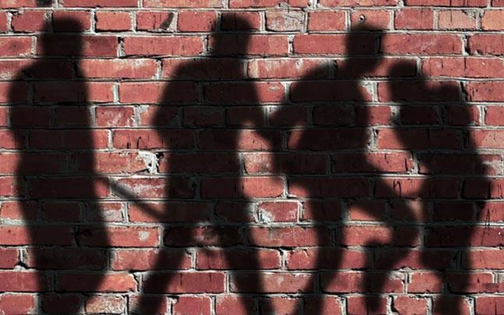 ମରଣ ମୁହଁରେ ମାନବିକତା ! ଖୁଣ୍ଟରେ ବାନ୍ଧିଲେ , ନିସ୍ତୁକ ପିଟିଲେ , ପାଣି ମାଗିବାରୁ ପରିସ୍ରା ପିଆଇଲେ