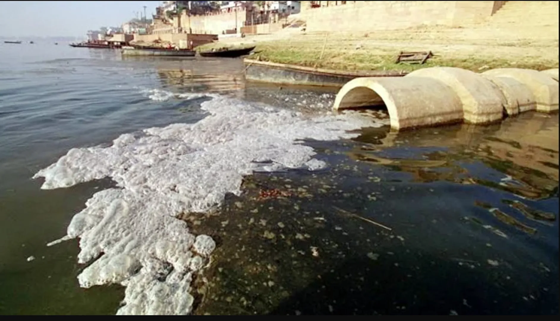 ପବିତ୍ର ଜଳରାଶି ଗଙ୍ଗାକୁ ପ୍ରଦୂଷିତ କରୁଛି କ୍ଷତିକାରକ କ୍ରୋମିୟମ୍ ! ଗଙ୍ଗାକୁ ଦୂଷିତ କରୁଥିବା କାରଖାନାଗୁଡିକ ଉପରେ ଲାଗିଲା ୨୮୦ କୋଟିର ଜରିମାନା 