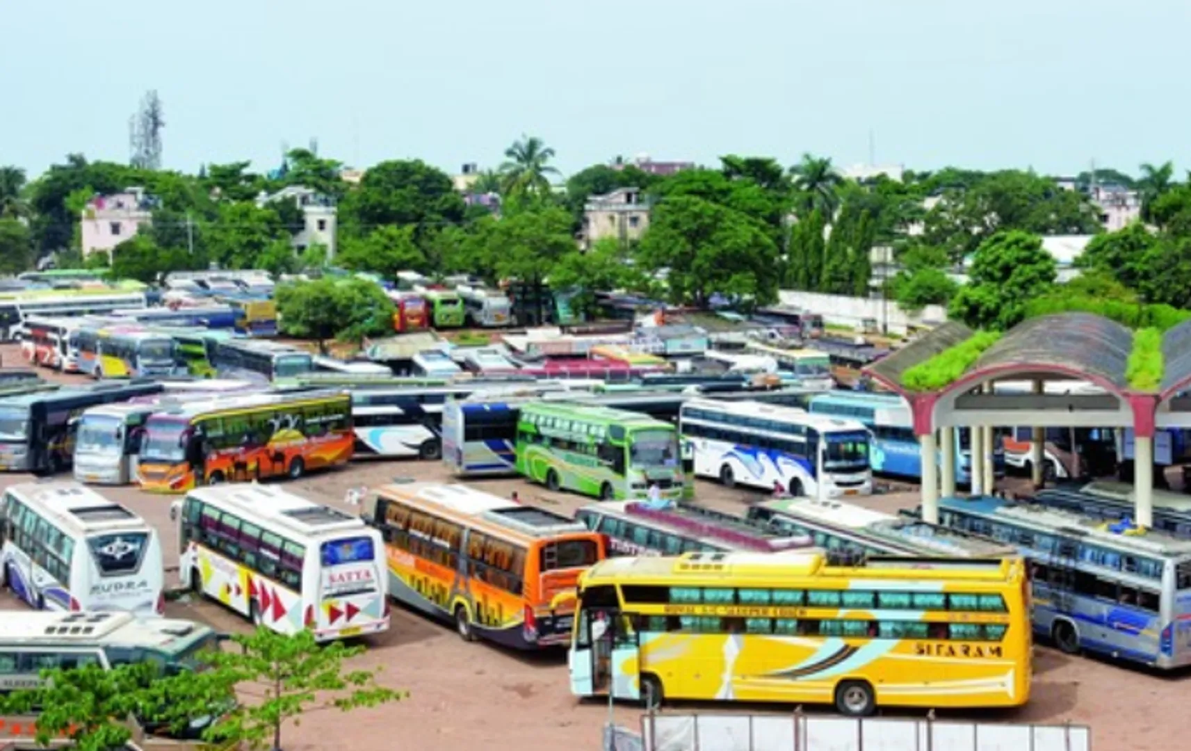 ଆଜିଠାରୁ ରାଜ୍ୟରେ ଗଡିବନି ବସ୍ : ଦିନ ୧୧ଟାରୁ ସମସ୍ତ ବସ୍ ସେବା ବନ୍ଦ ପାଇଁ ରାଜ୍ୟ ସରକାରଙ୍କ ନିର୍ଦ୍ଦେଶ