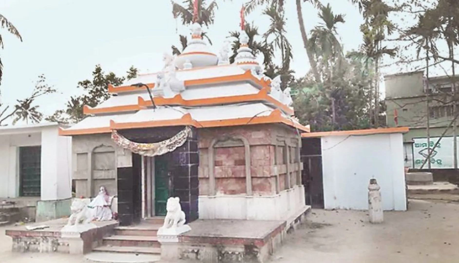 ମଠ, ମନ୍ଦିର ଓ ଆଶ୍ରମ ଖାଁ ଖାଁ : ପୂଜକ, ସେବାୟତ ପରିବାର ଅସହାୟ