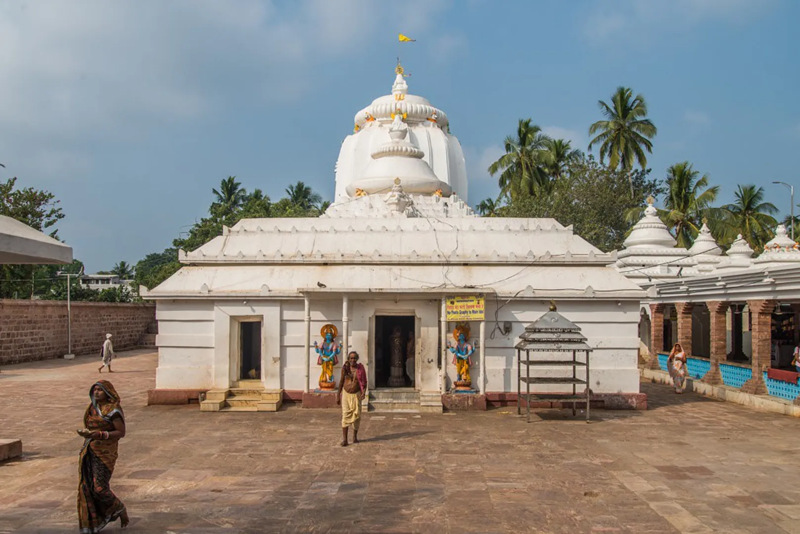 ଶ୍ରୀଅଲାରନାଥଙ୍କ ଅଣସର ଦର୍ଶନ ଆଜି । ଭକ୍ତ ଆସିବେନି । ମନ୍ଦିର ସିଲ୍‌ କଲା ପ୍ରଶାସନ । ୨୦ ତାରିଖ ପର୍ଯ୍ୟନ୍ତ ୧୪୪ ଧାରା ଜାରି