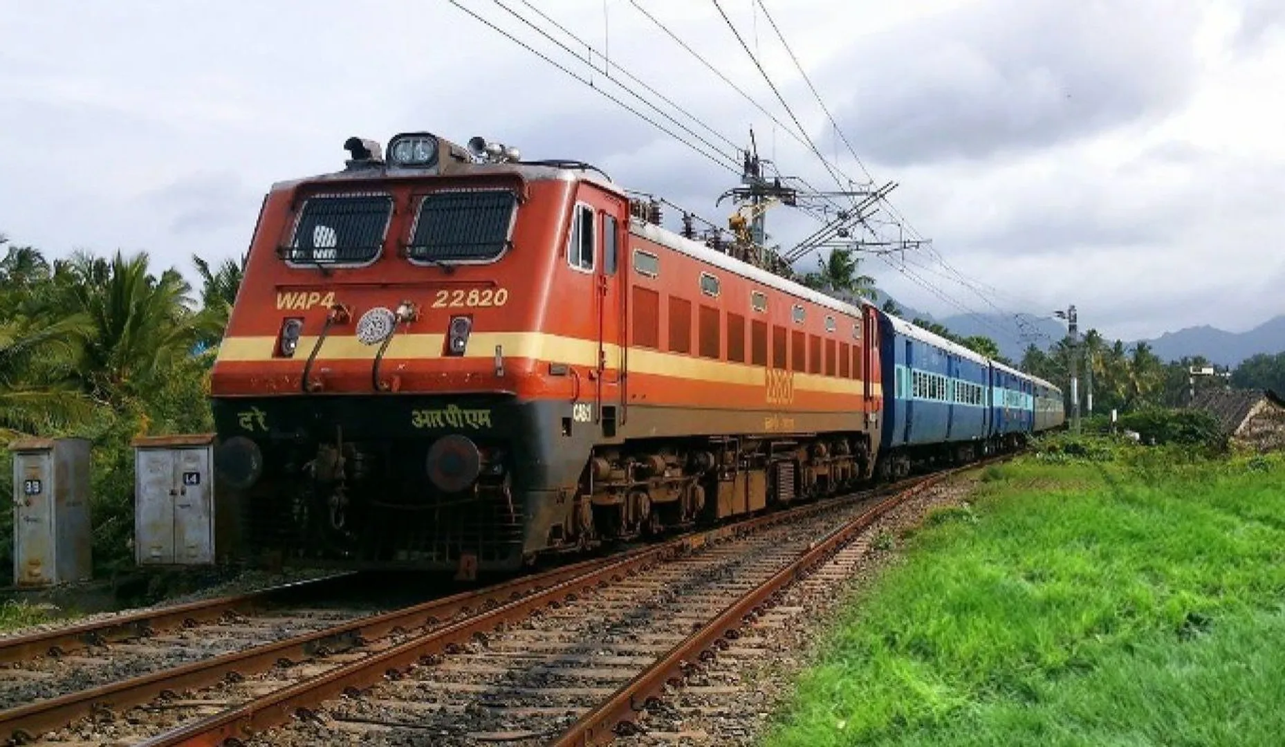 ରେଳବାଇରେ ୩ ହଜାରରୁ ଅଧିକ ପଦରେ ଚାକିରି ସୁଯୋଗ । ବିନା ପରୀକ୍ଷାରେ ହେବ ଭର୍ତ୍ତି ।