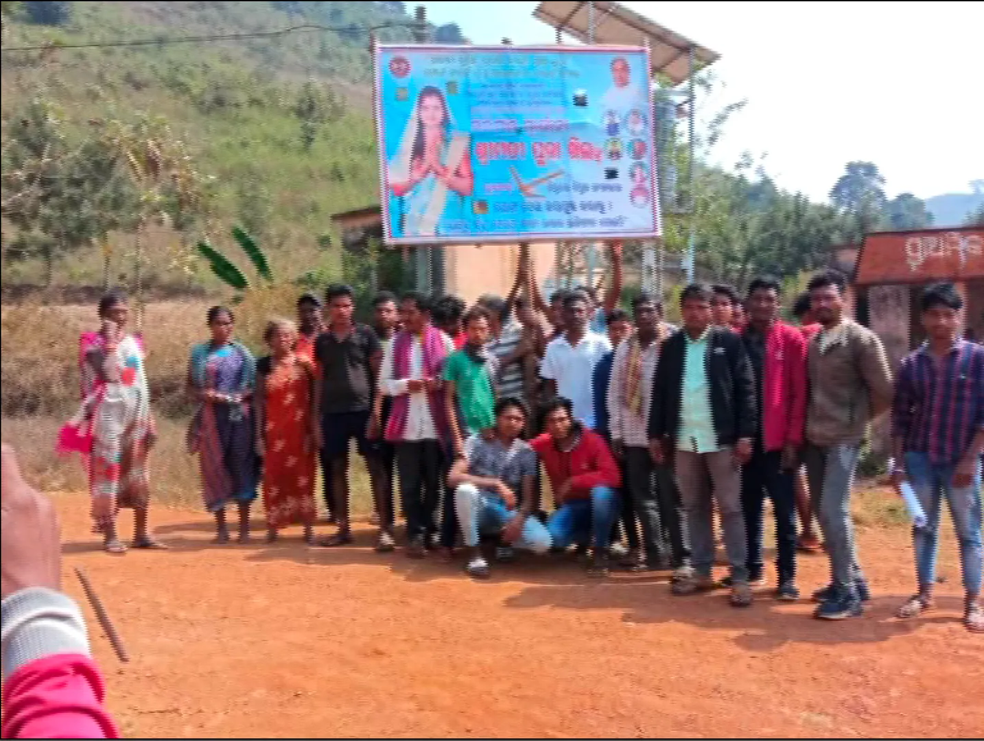 ପୁଣି ଆସିଲେ ମାଡ ଖାଇବ । ଆନ୍ଧ୍ର କର୍ମଚାରୀଙ୍କୁ କାହିଁକି ଏମିତି ଚେତାବନୀ ଦେଲେ ଓଡ଼ିଶା ପୋଲିସ?
