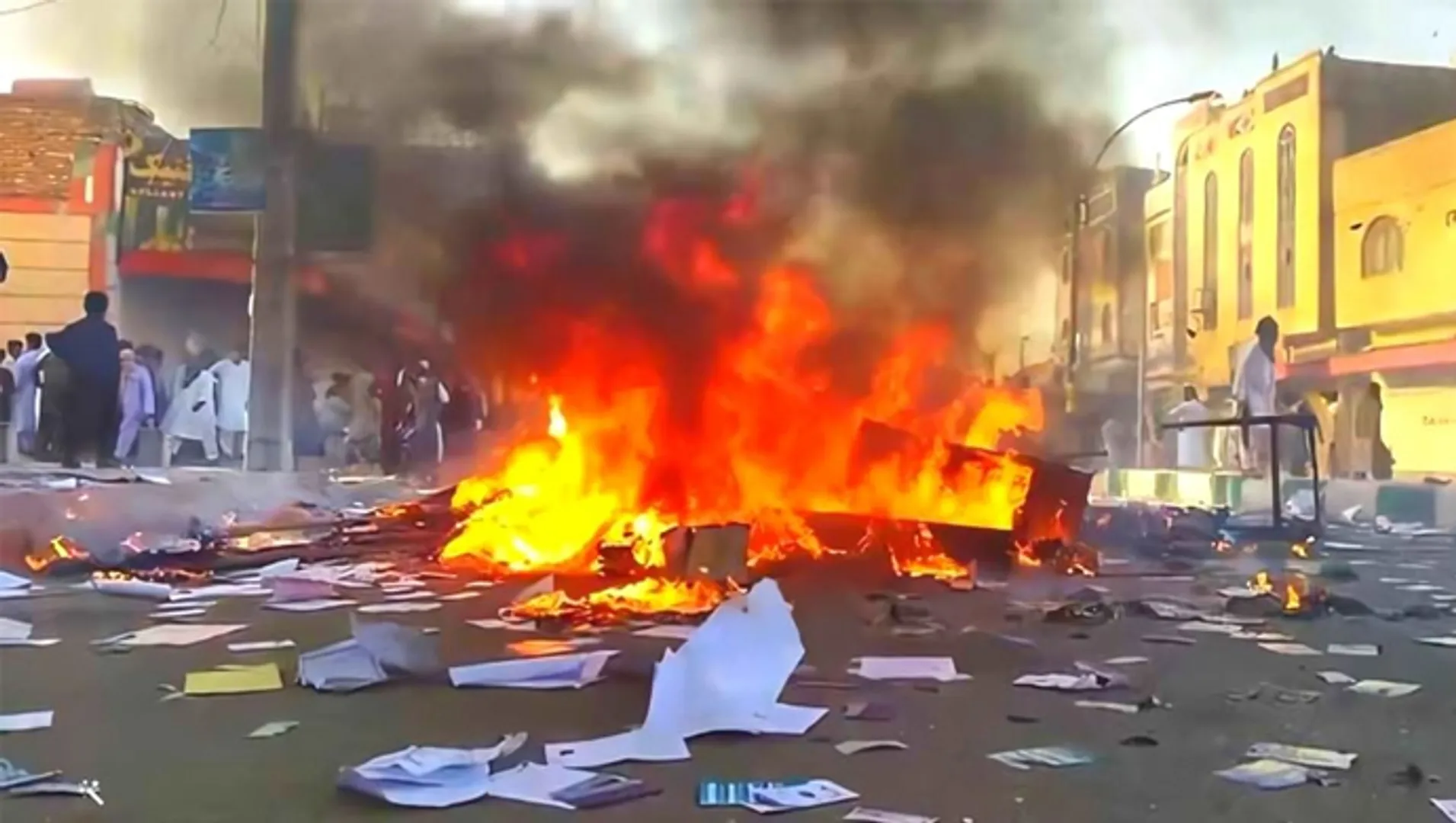 ଇରାନରେ ଥମୁନି ହିଜାବ ନିଆଁ: ସୁରକ୍ଷାକର୍ମୀଙ୍କ ଗୁଳିରେ ୮ ପ୍ରଦର୍ଶନକାରୀ ମୃତ, ଏକାଧିକ ଗୁରୁତର