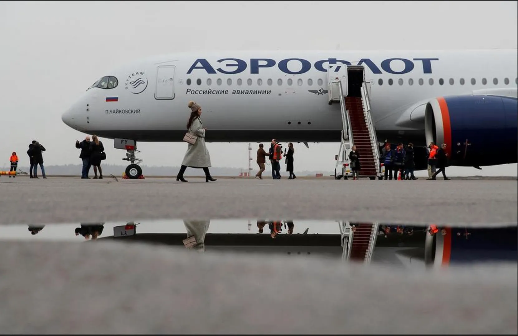 ବିମାନରେ ବୋମାଥିବା ଭୟ, ଦିଲ୍ଲୀରେ ଜରୁରୀ ଅବତରଣ କଲା ମସ୍କୋରୁ ଆସିଥିବା ବିମାନ