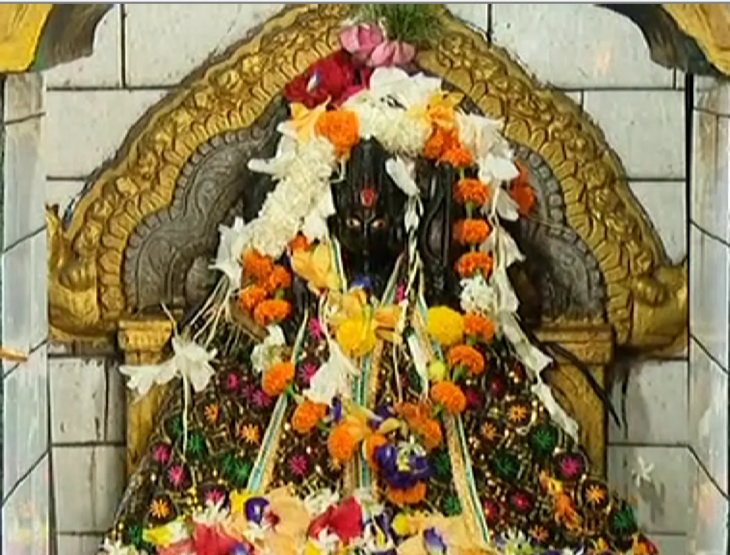 ଆଜି ଶନିବାର : ପୂଜାର୍ଚ୍ଚନା ପାଇଁ ପୁରୀର ଶନିମନ୍ଦିରରେ ଲାଗିଛି ଶ୍ରଦ୍ଧାଳୁଙ୍କ ଭିଡ